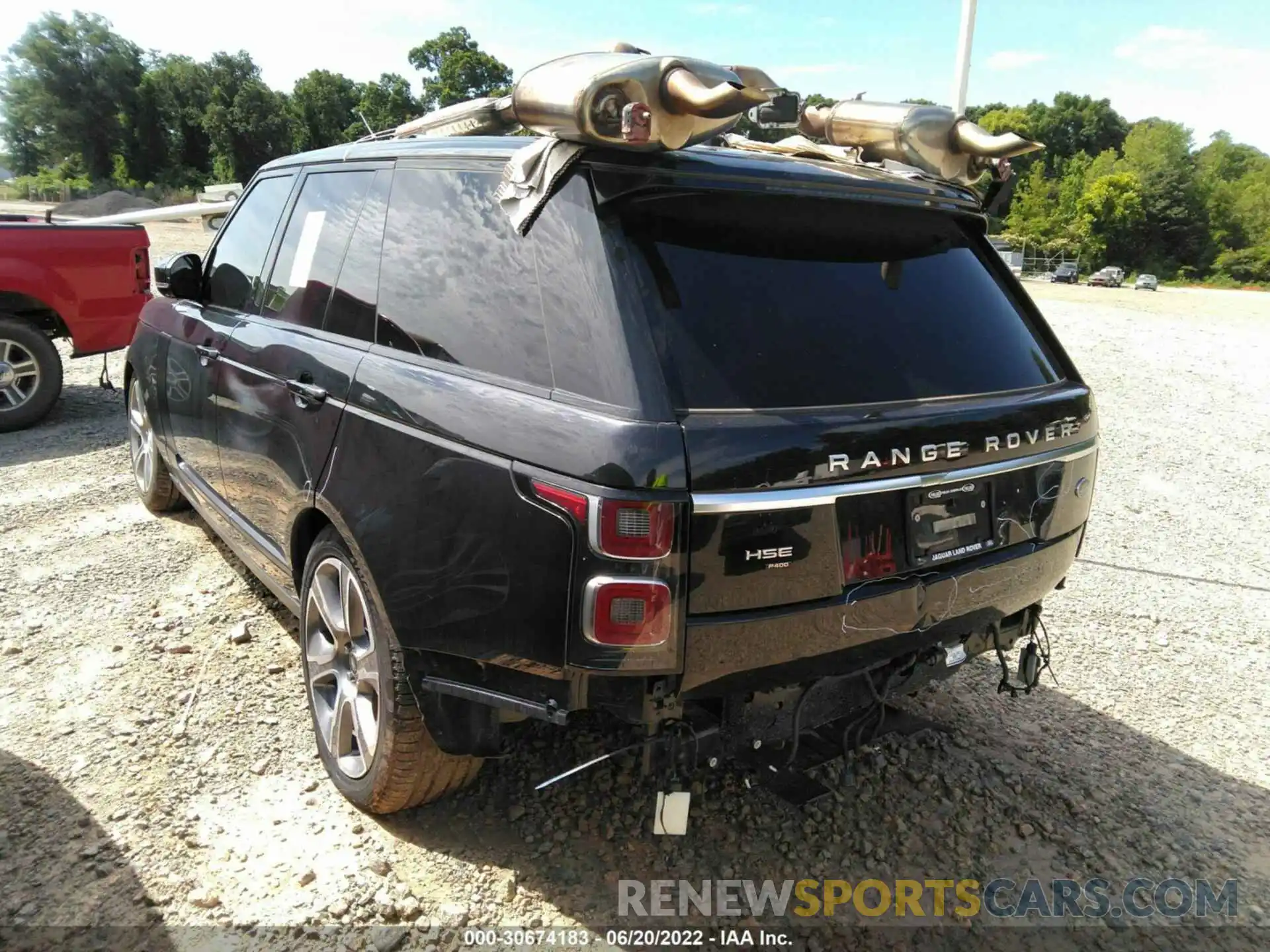 3 Photograph of a damaged car SALGS2RUXLA570671 LAND ROVER RANGE ROVER 2020