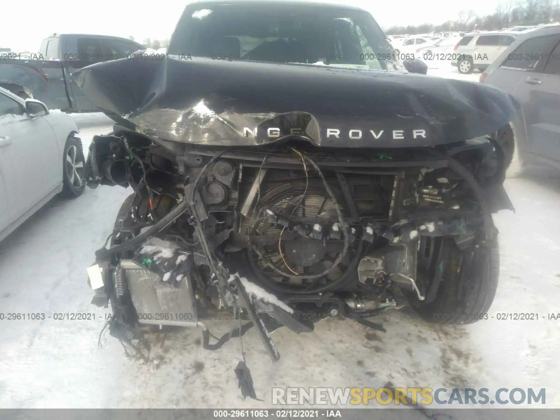 6 Photograph of a damaged car SALGS2RUXLA590113 LAND ROVER RANGE ROVER 2020