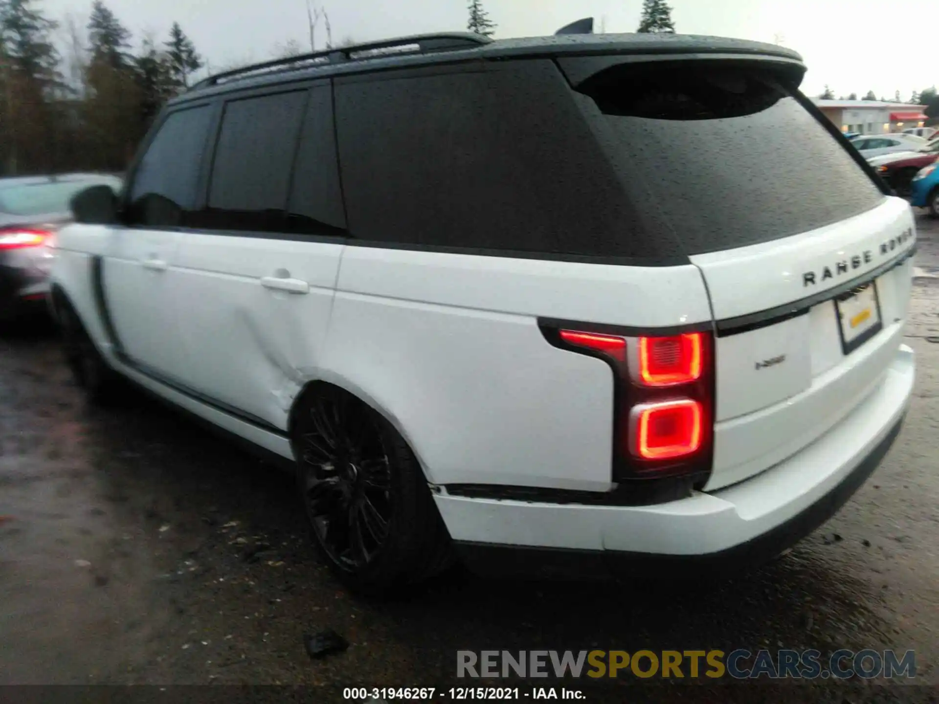 3 Photograph of a damaged car SALGS2RUXLA599930 LAND ROVER RANGE ROVER 2020