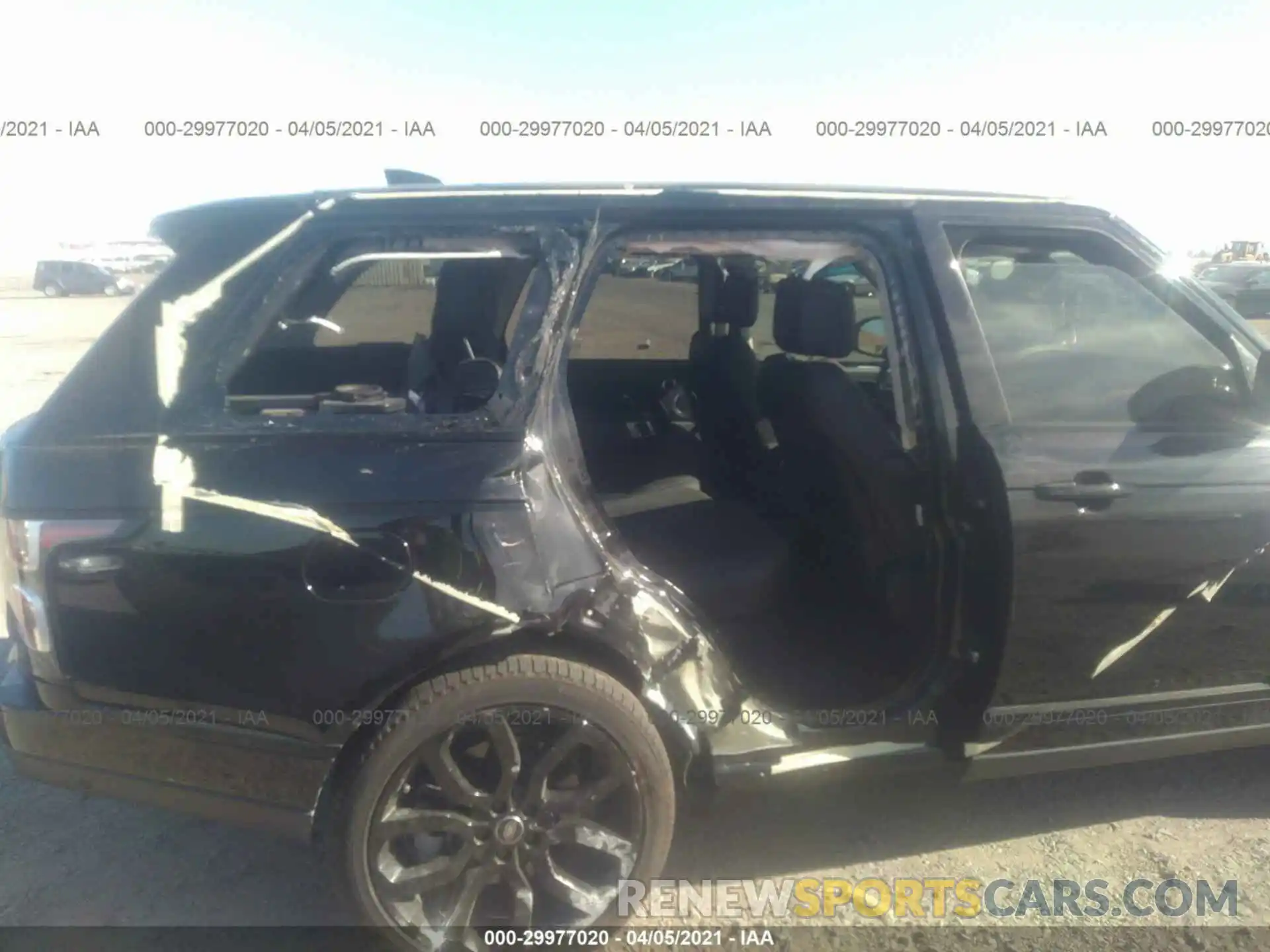 6 Photograph of a damaged car SALGS2SE4LA406836 LAND ROVER RANGE ROVER 2020