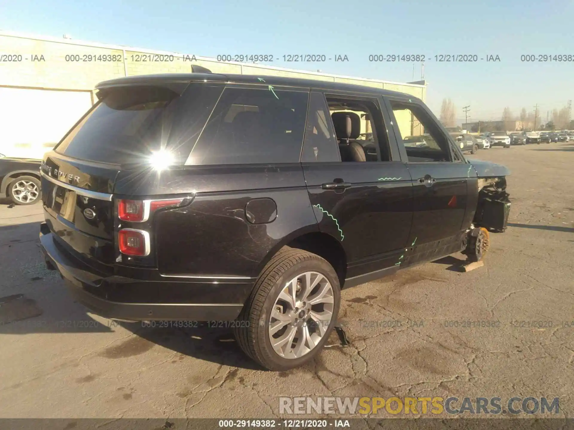 4 Photograph of a damaged car SALGS2SE4LA569745 LAND ROVER RANGE ROVER 2020