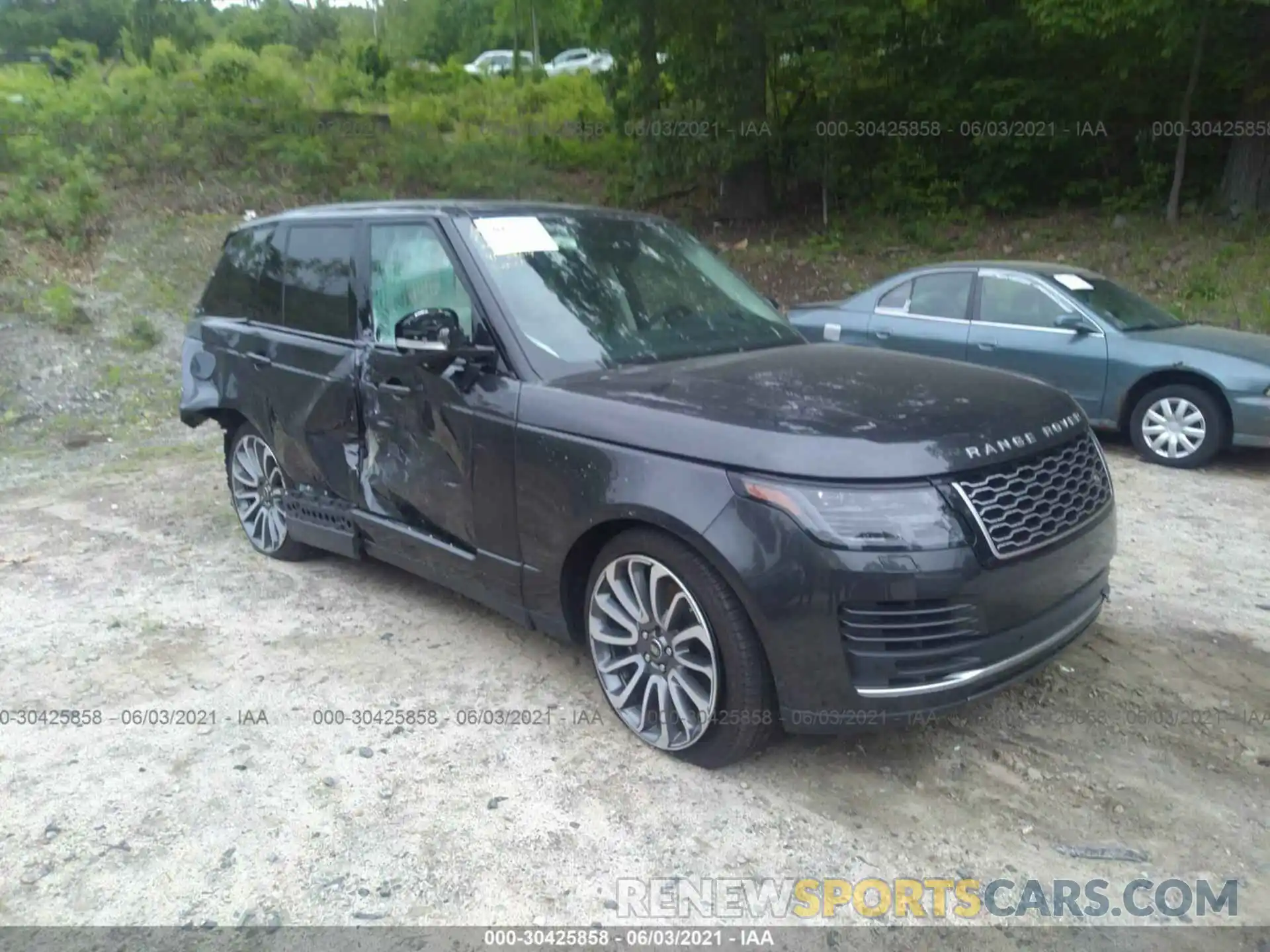 1 Photograph of a damaged car SALGS2SE6LA599491 LAND ROVER RANGE ROVER 2020