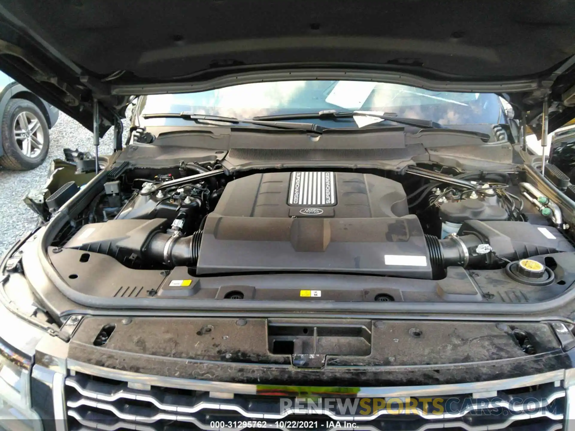 10 Photograph of a damaged car SALGS2SE8LA409531 LAND ROVER RANGE ROVER 2020