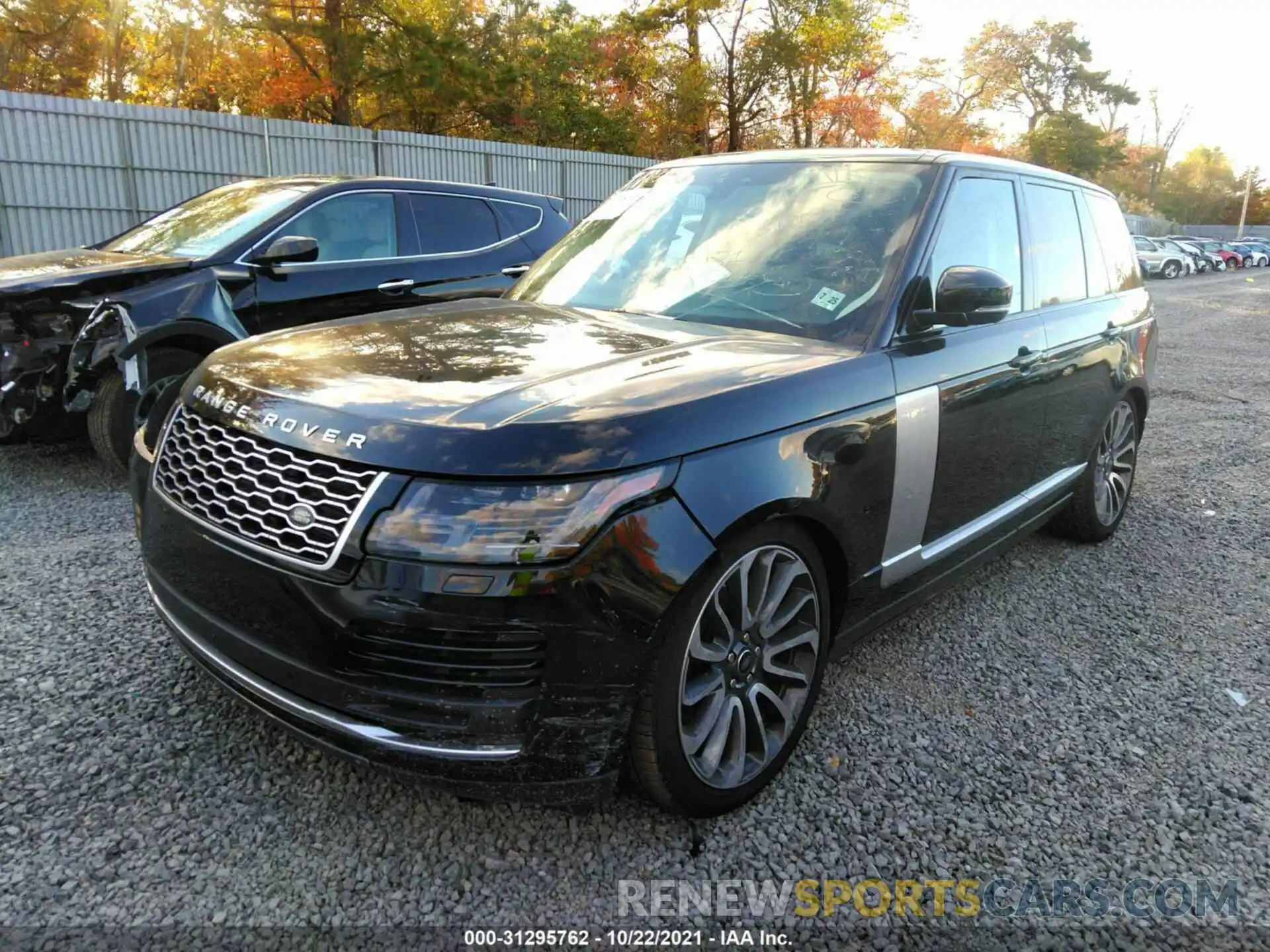 2 Photograph of a damaged car SALGS2SE8LA409531 LAND ROVER RANGE ROVER 2020