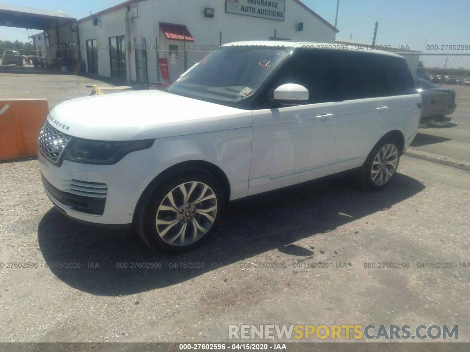 2 Photograph of a damaged car SALGS2SE8LA571286 LAND ROVER RANGE ROVER 2020