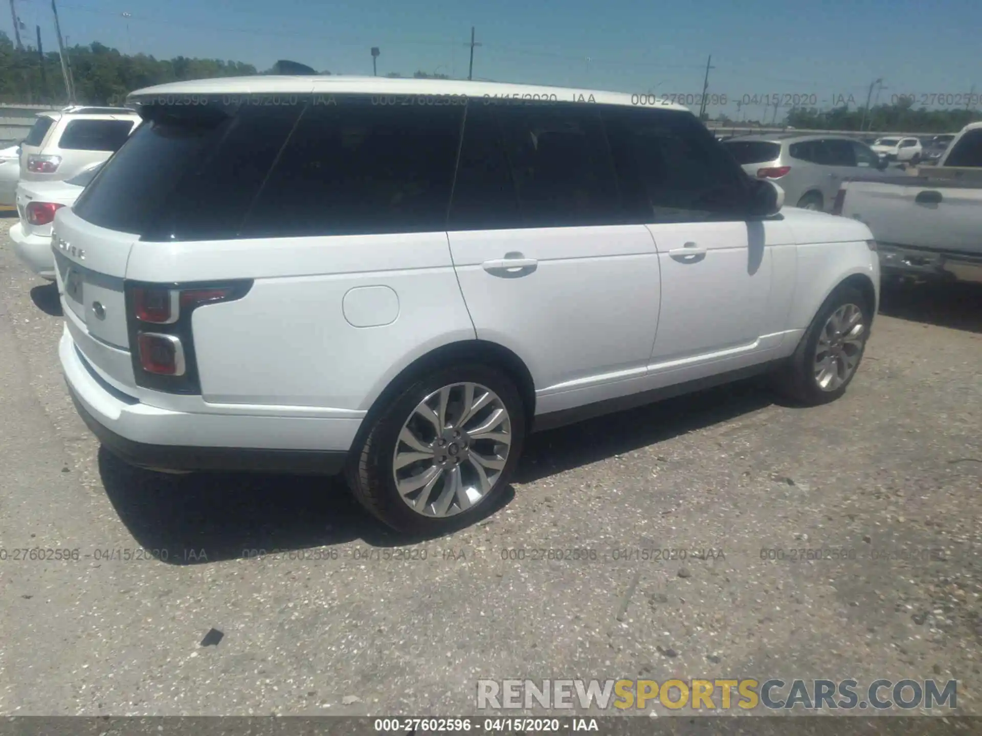 4 Photograph of a damaged car SALGS2SE8LA571286 LAND ROVER RANGE ROVER 2020