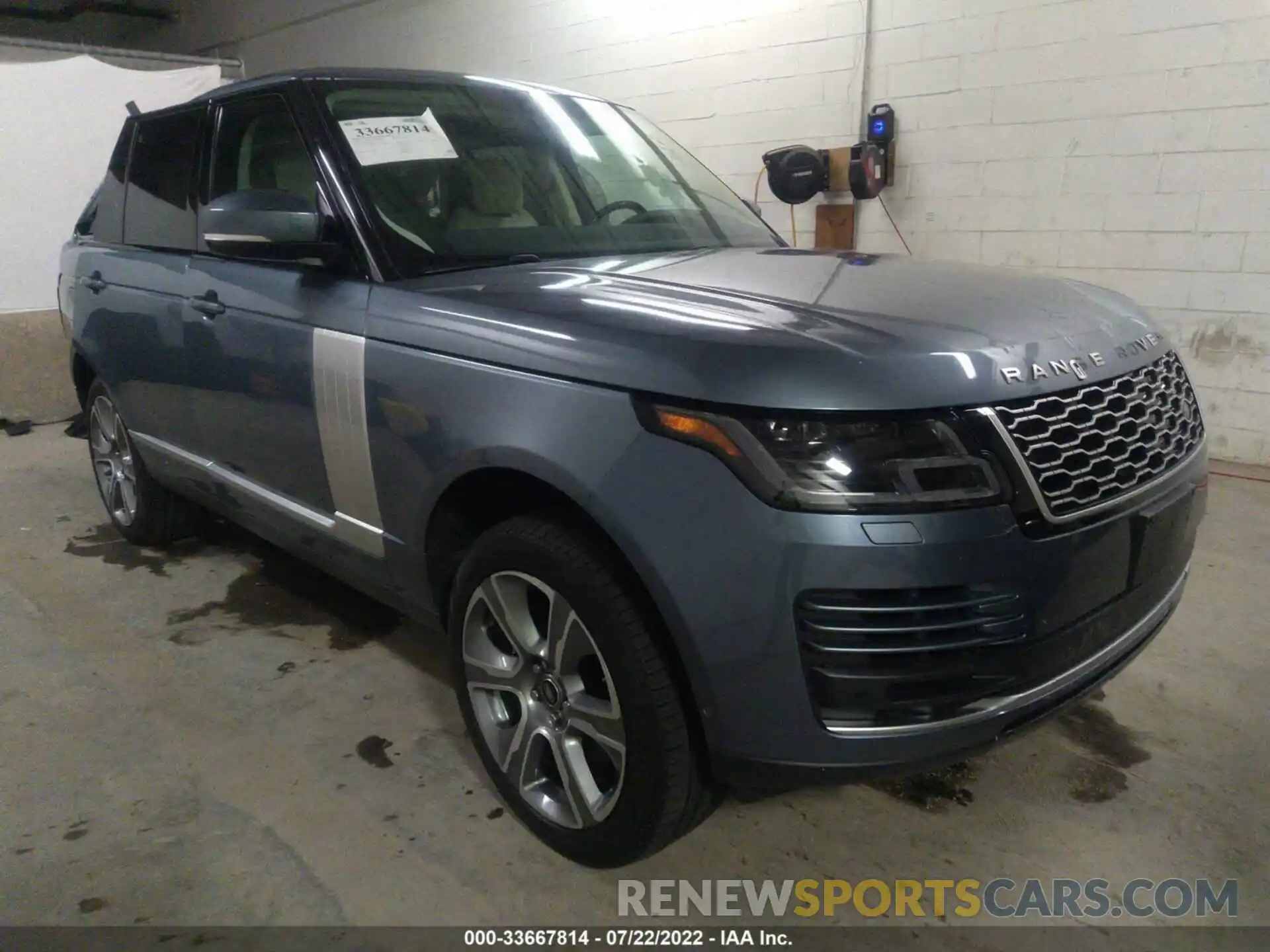 1 Photograph of a damaged car SALGS4RY8LA581568 LAND ROVER RANGE ROVER 2020