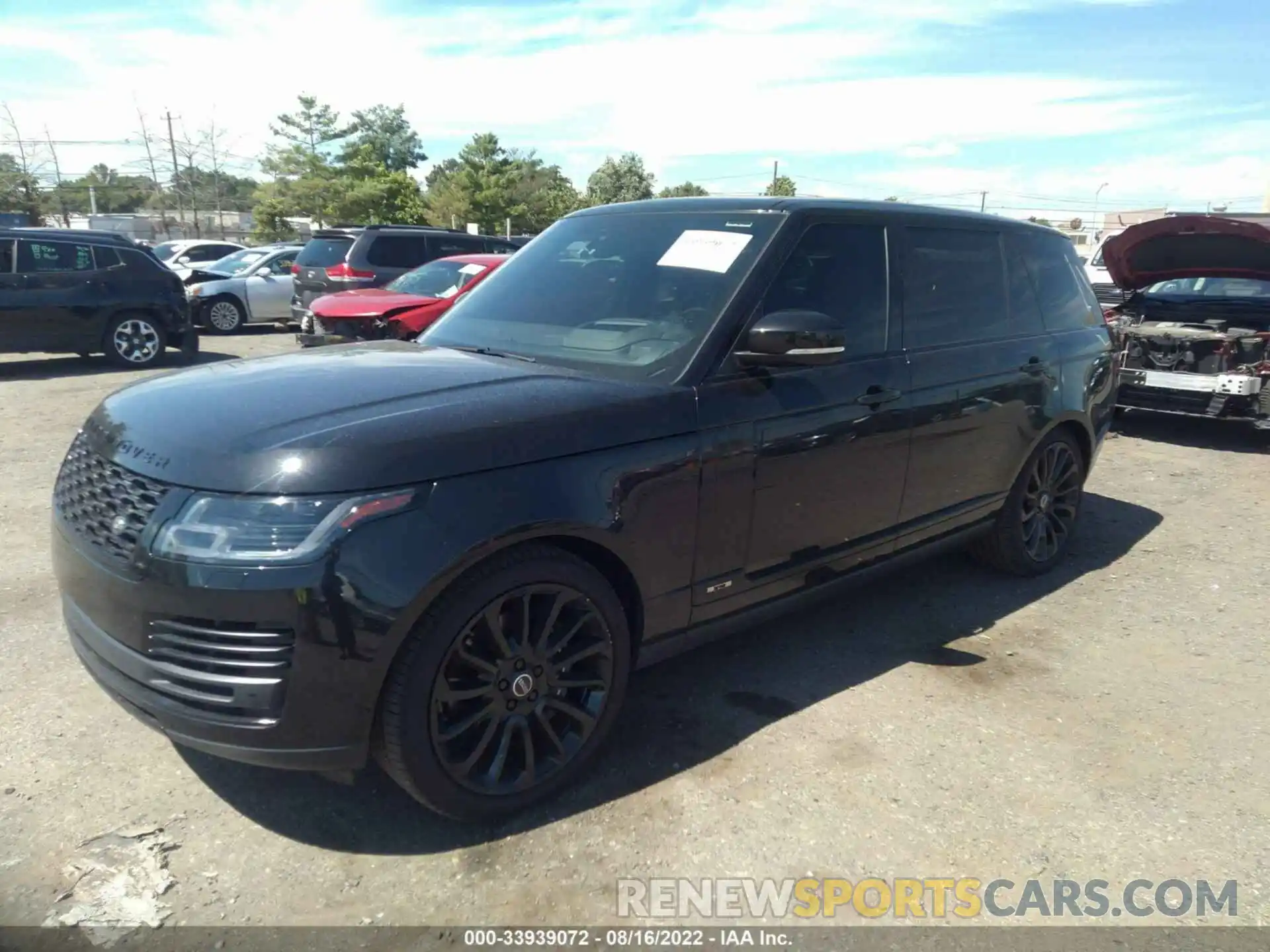 2 Photograph of a damaged car SALGS5SE3LA579409 LAND ROVER RANGE ROVER 2020