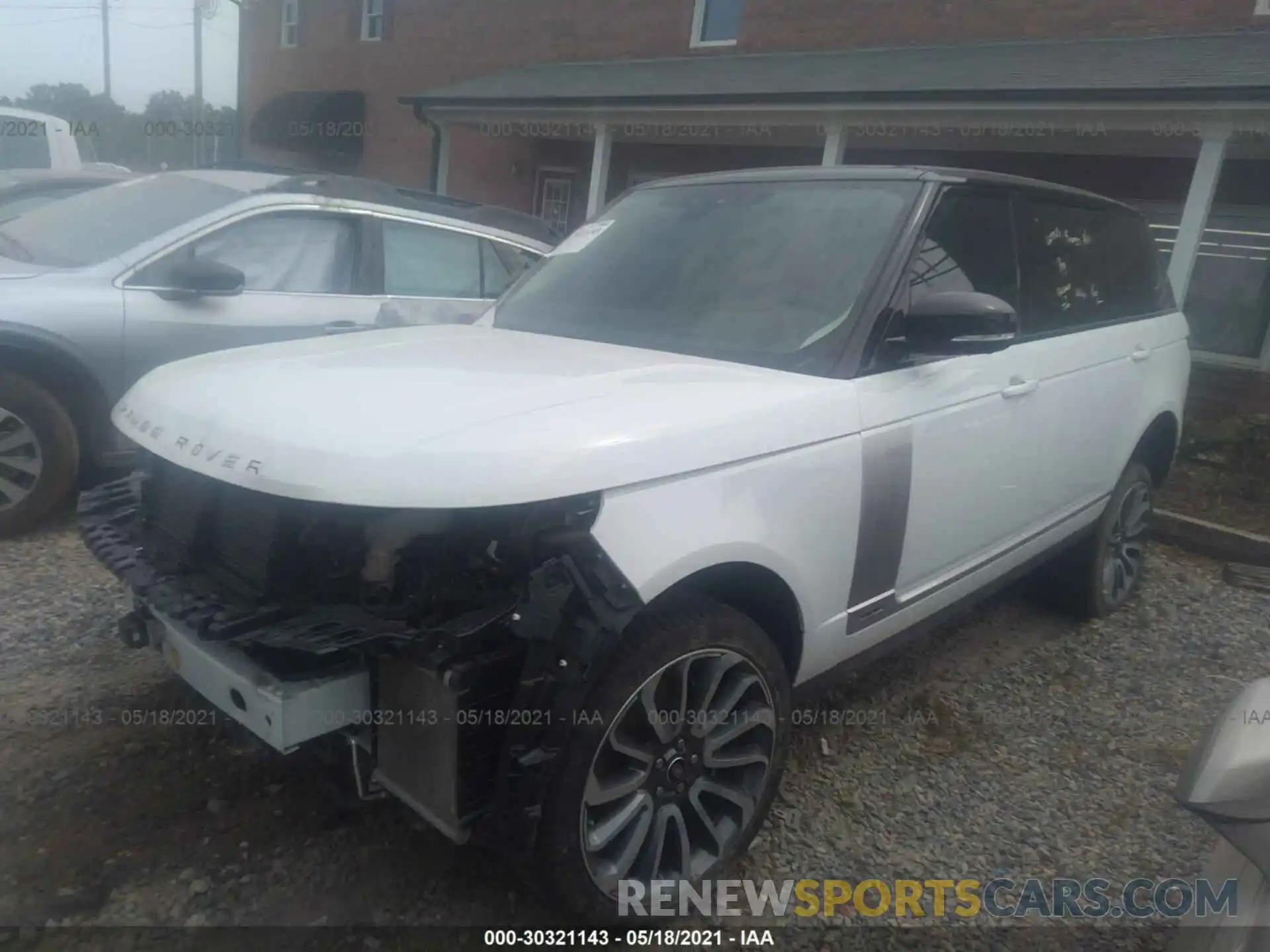 2 Photograph of a damaged car SALGS5SE8LA400152 LAND ROVER RANGE ROVER 2020