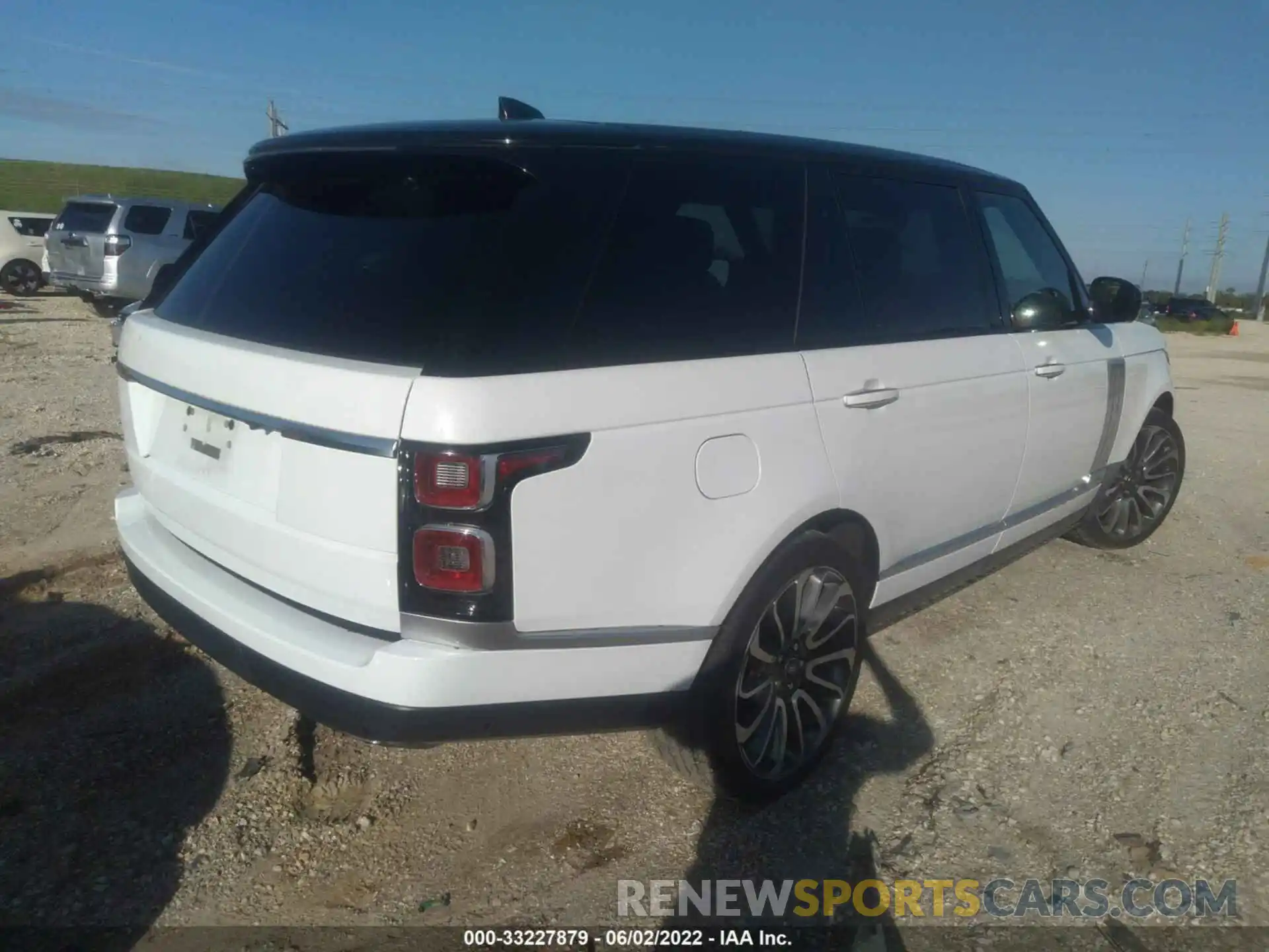 4 Photograph of a damaged car SALGV5SE3LA587307 LAND ROVER RANGE ROVER 2020