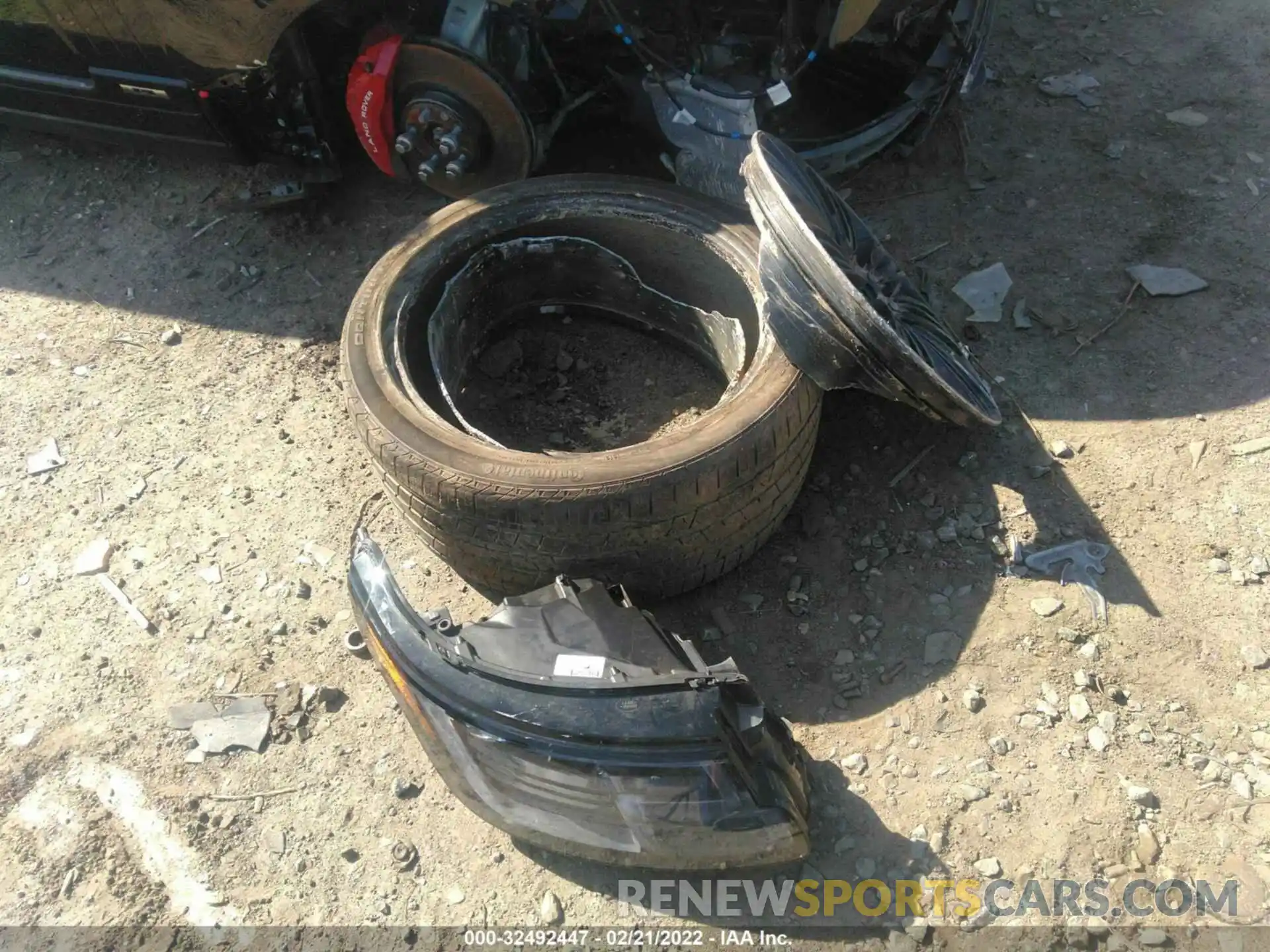 12 Photograph of a damaged car SALGV5SE7LA405754 LAND ROVER RANGE ROVER 2020