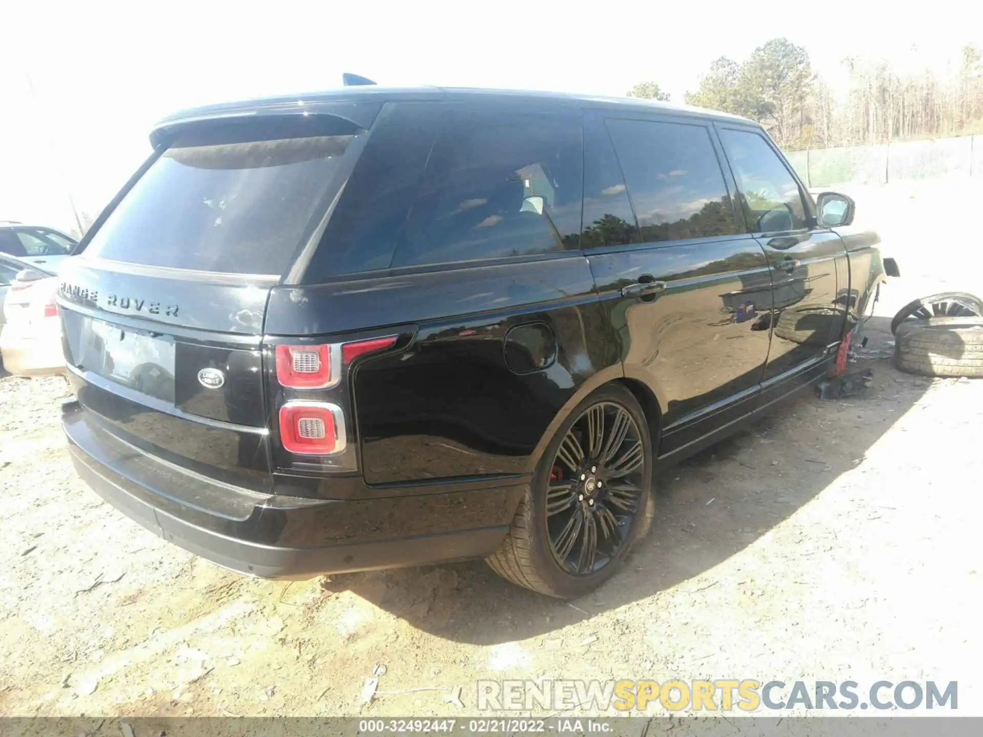 4 Фотография поврежденного автомобиля SALGV5SE7LA405754 LAND ROVER RANGE ROVER 2020