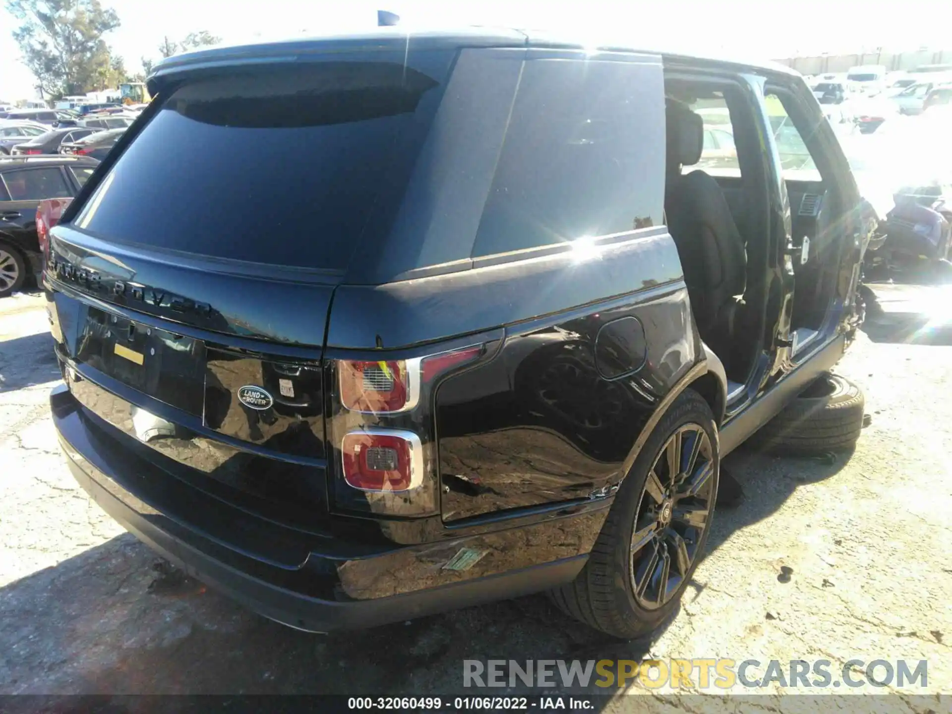 4 Photograph of a damaged car SALGS2RU0MA416861 LAND ROVER RANGE ROVER 2021