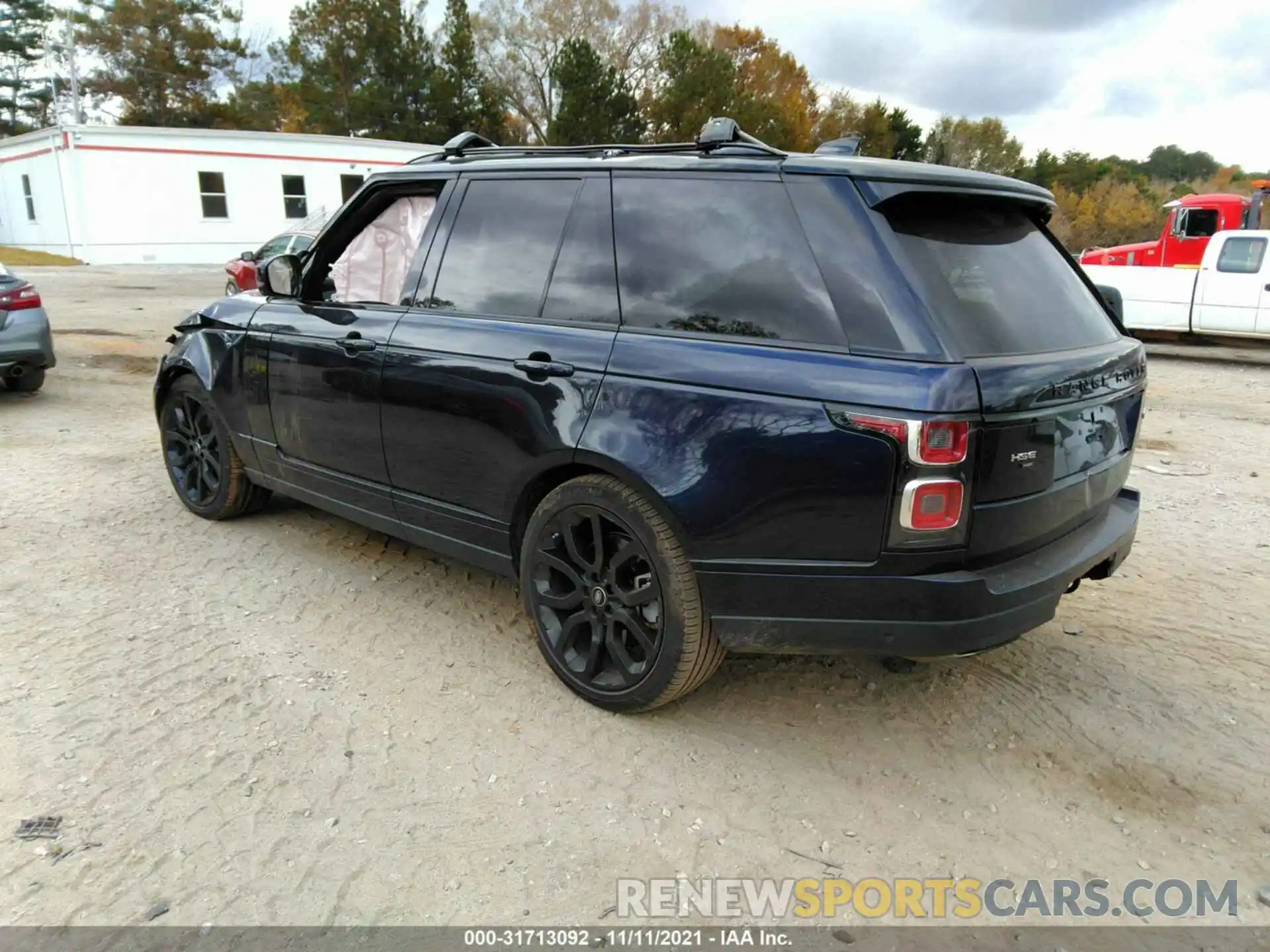 3 Photograph of a damaged car SALGS2RU2MA428722 LAND ROVER RANGE ROVER 2021