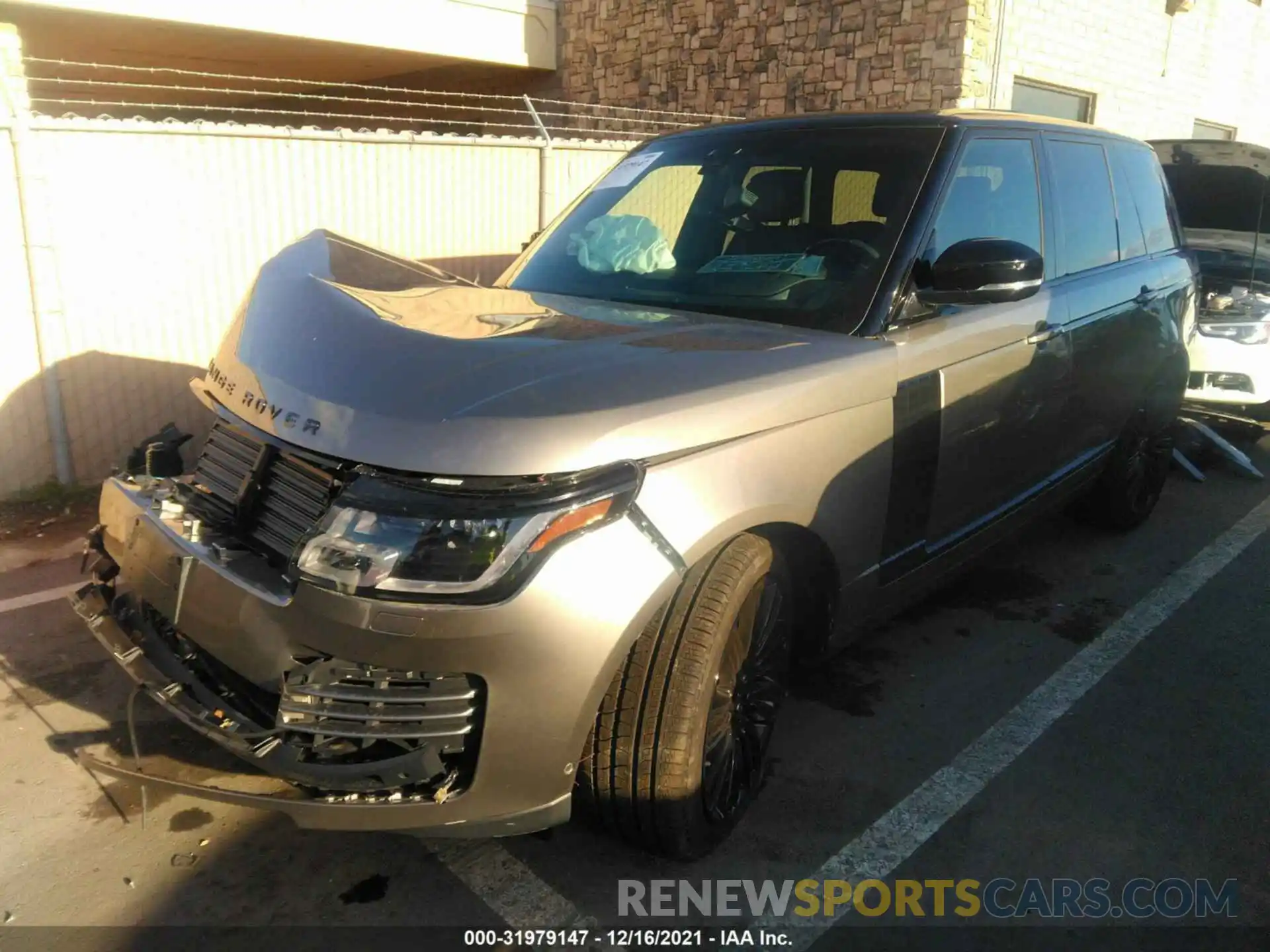 2 Photograph of a damaged car SALGS2RU7MA449663 LAND ROVER RANGE ROVER 2021