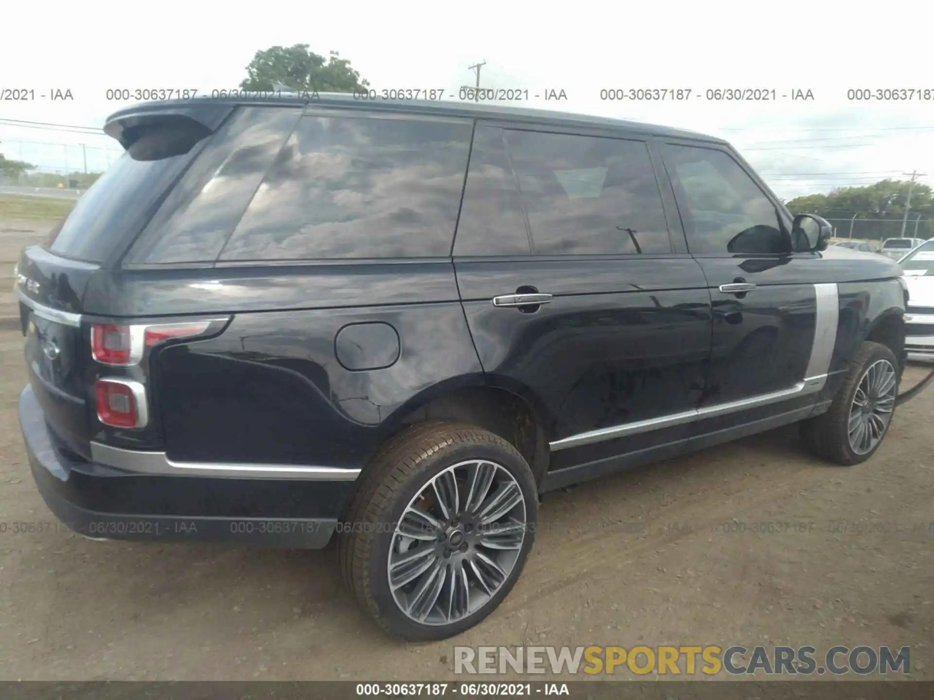 4 Фотография поврежденного автомобиля SALGZ5SE7MA418442 LAND ROVER RANGE ROVER 2021