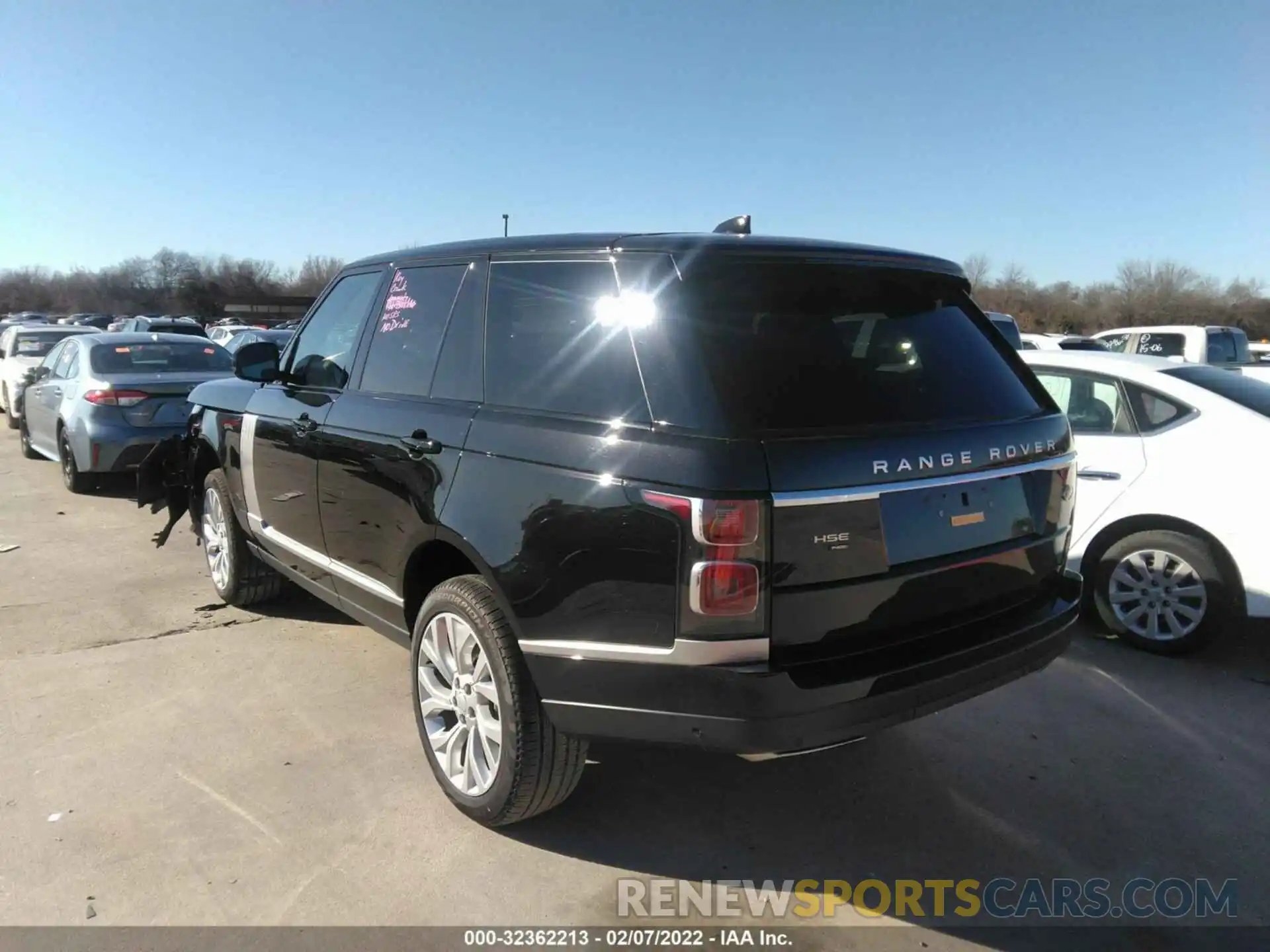 3 Photograph of a damaged car SALGS2RU1NA466282 LAND ROVER RANGE ROVER 2022