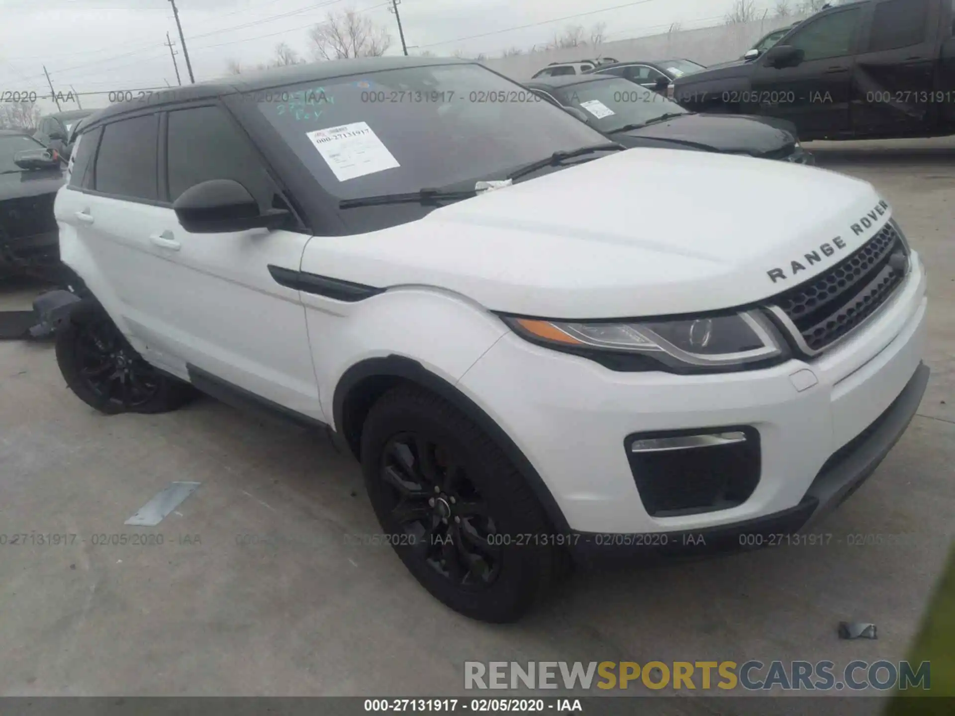 1 Фотография поврежденного автомобиля SALVP2RX2KH339448 LAND ROVER RANGE ROVER EVOQU 2019