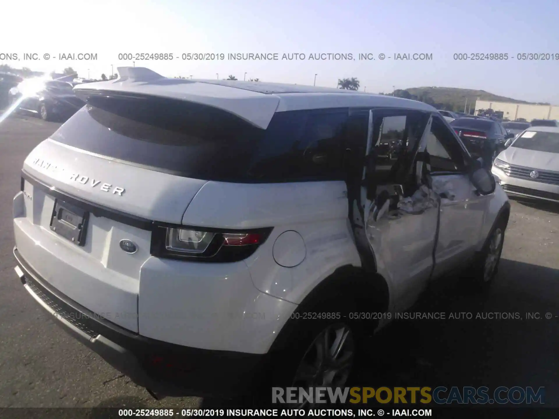 4 Photograph of a damaged car SALVP2RX5KH342098 LAND ROVER RANGE ROVER EVOQU 2019