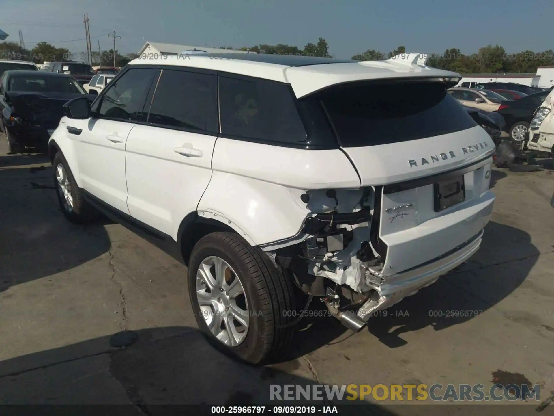 3 Фотография поврежденного автомобиля SALVP2RX6KH329294 LAND ROVER RANGE ROVER EVOQU 2019