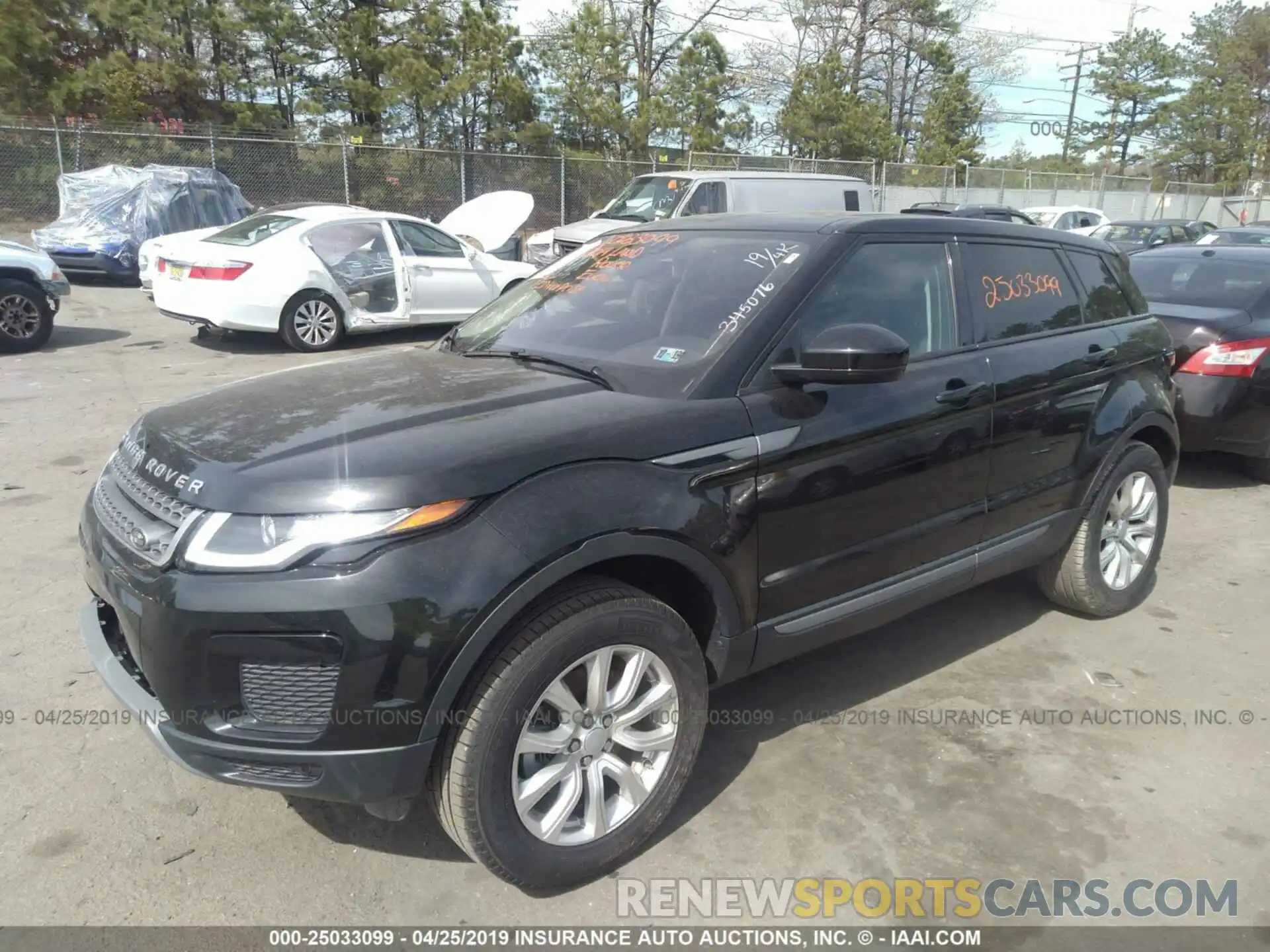 2 Photograph of a damaged car SALVP2RXXKH345076 LAND ROVER RANGE ROVER EVOQU 2019