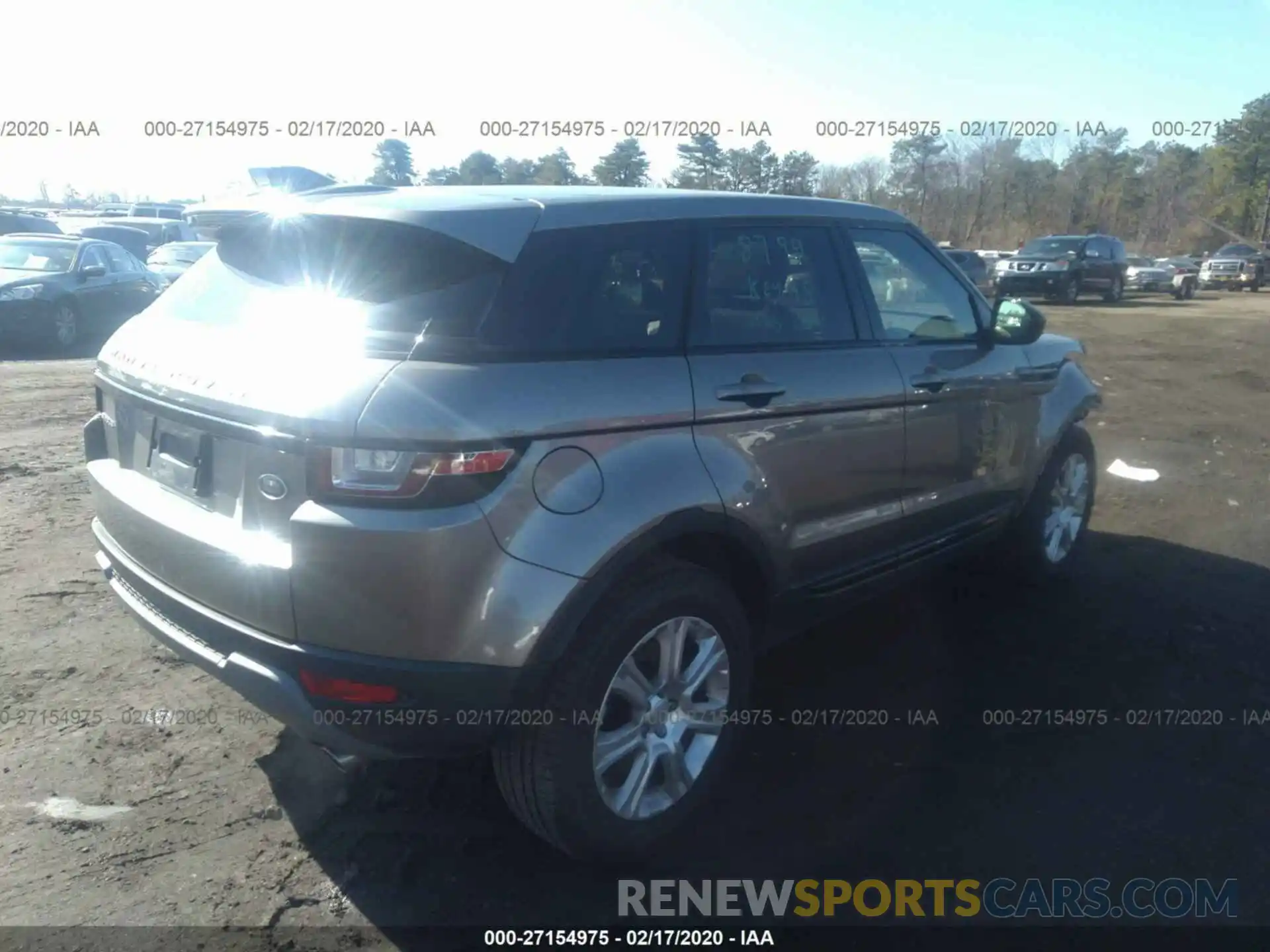 4 Фотография поврежденного автомобиля SALVP2RXXKH348799 LAND ROVER RANGE ROVER EVOQU 2019