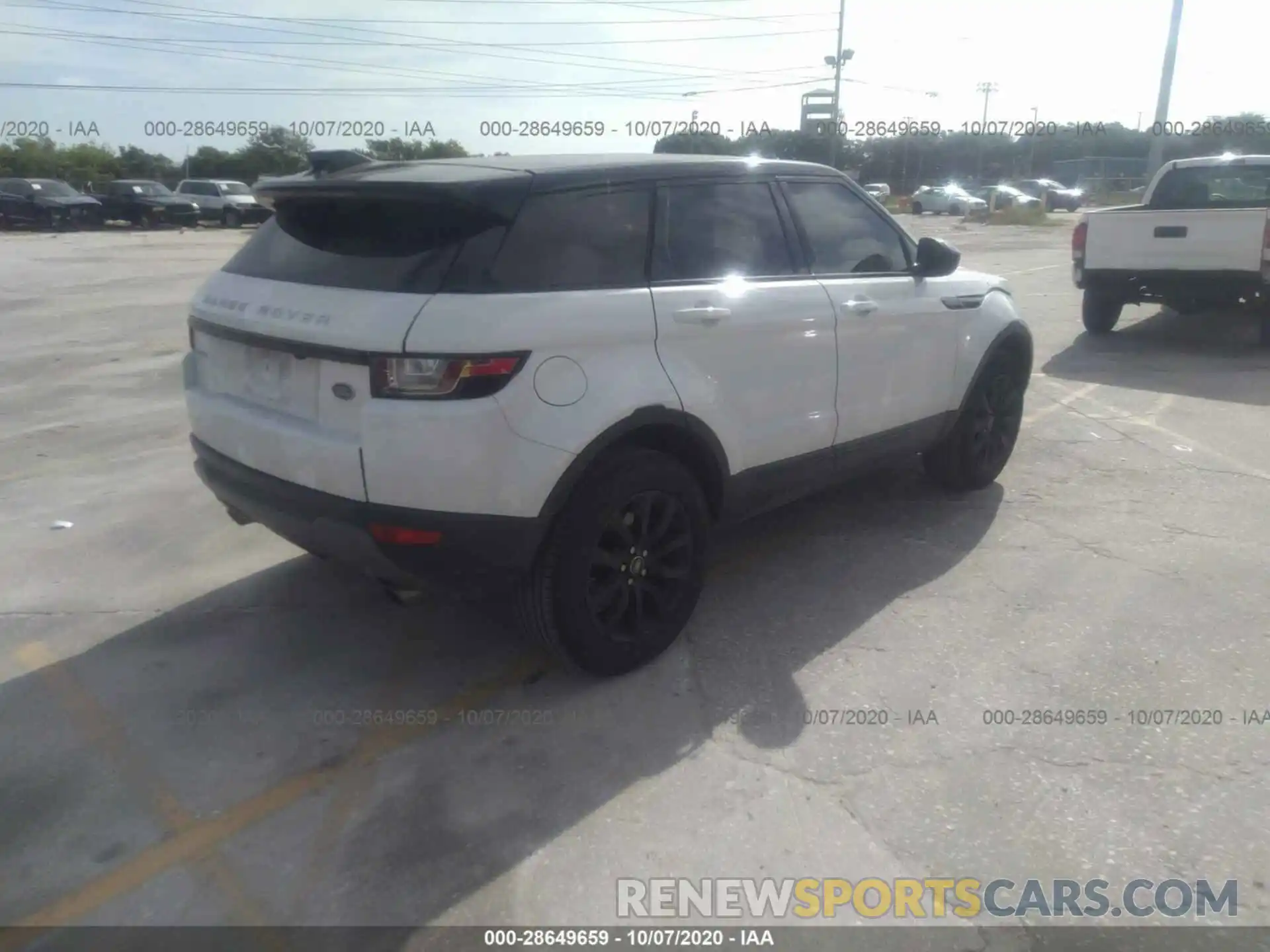 4 Photograph of a damaged car SALVP2RX0KH329467 LAND ROVER RANGE ROVER EVOQUE 2019