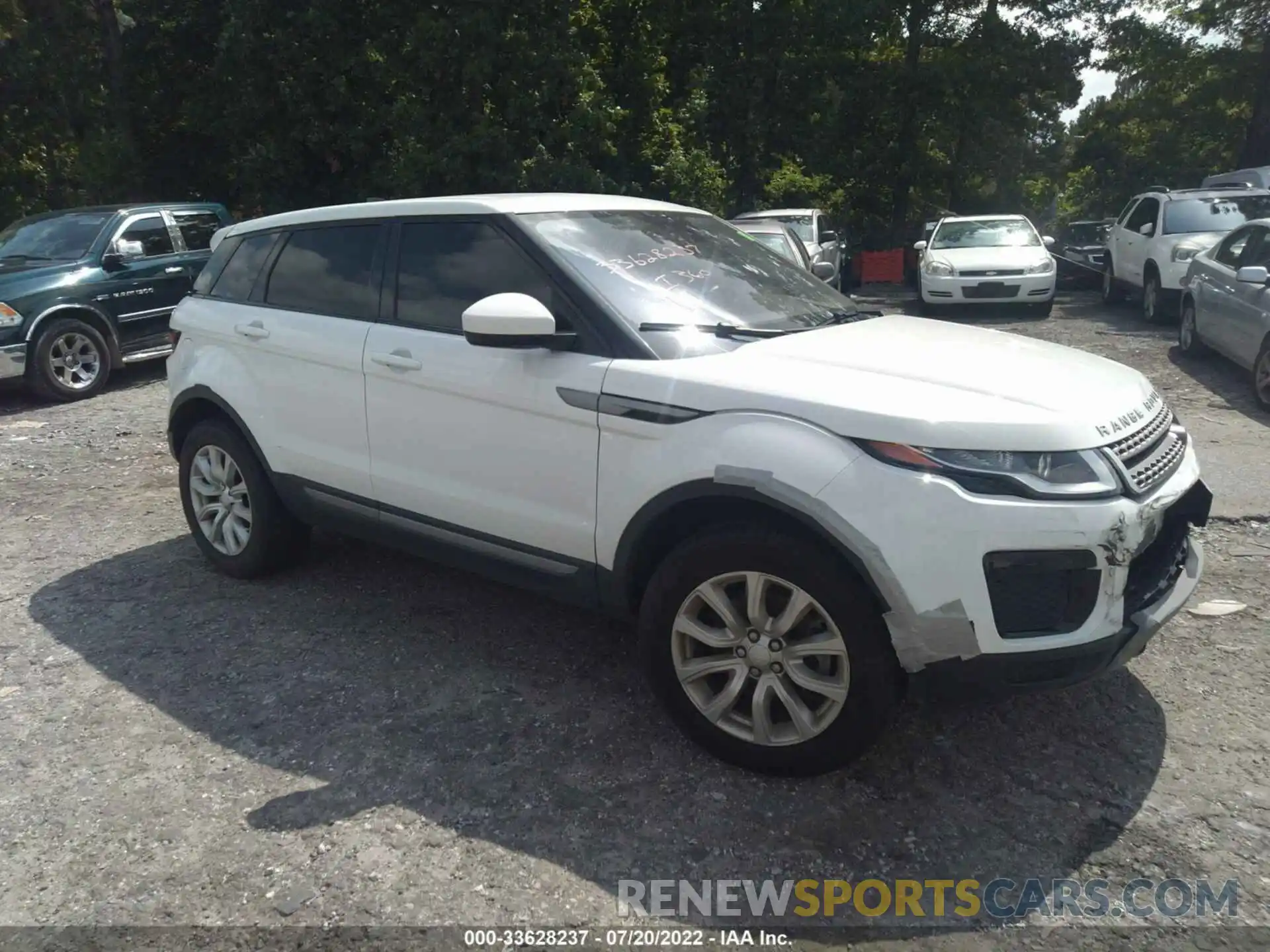 1 Photograph of a damaged car SALVP2RX2KH329017 LAND ROVER RANGE ROVER EVOQUE 2019