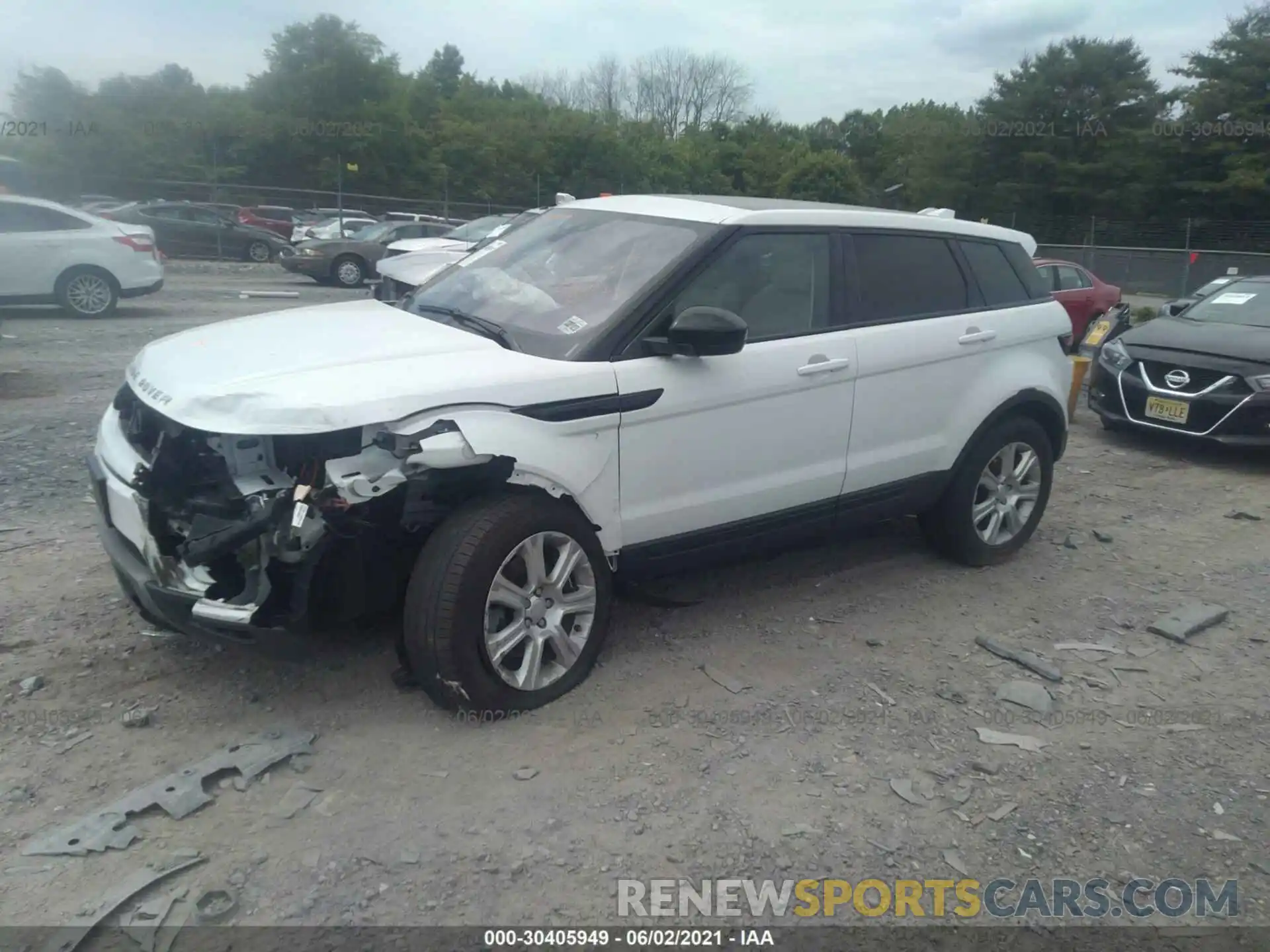 2 Фотография поврежденного автомобиля SALVP2RX2KH330393 LAND ROVER RANGE ROVER EVOQUE 2019