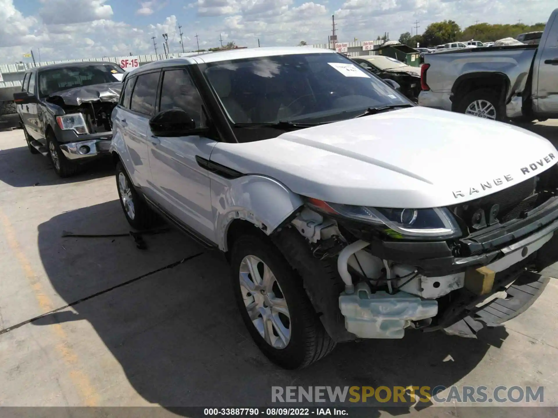 1 Photograph of a damaged car SALVP2RX3KH339328 LAND ROVER RANGE ROVER EVOQUE 2019