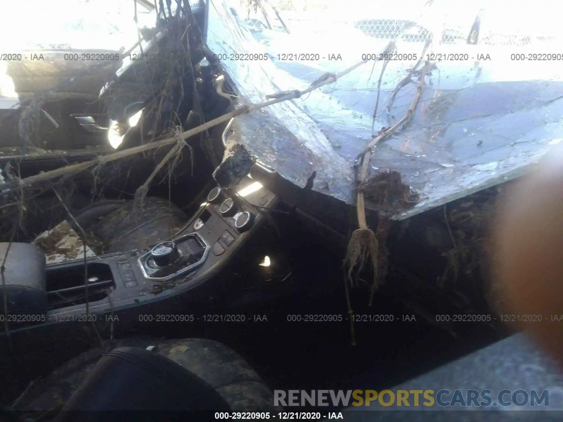 5 Photograph of a damaged car SALVP2RX7KH341812 LAND ROVER RANGE ROVER EVOQUE 2019