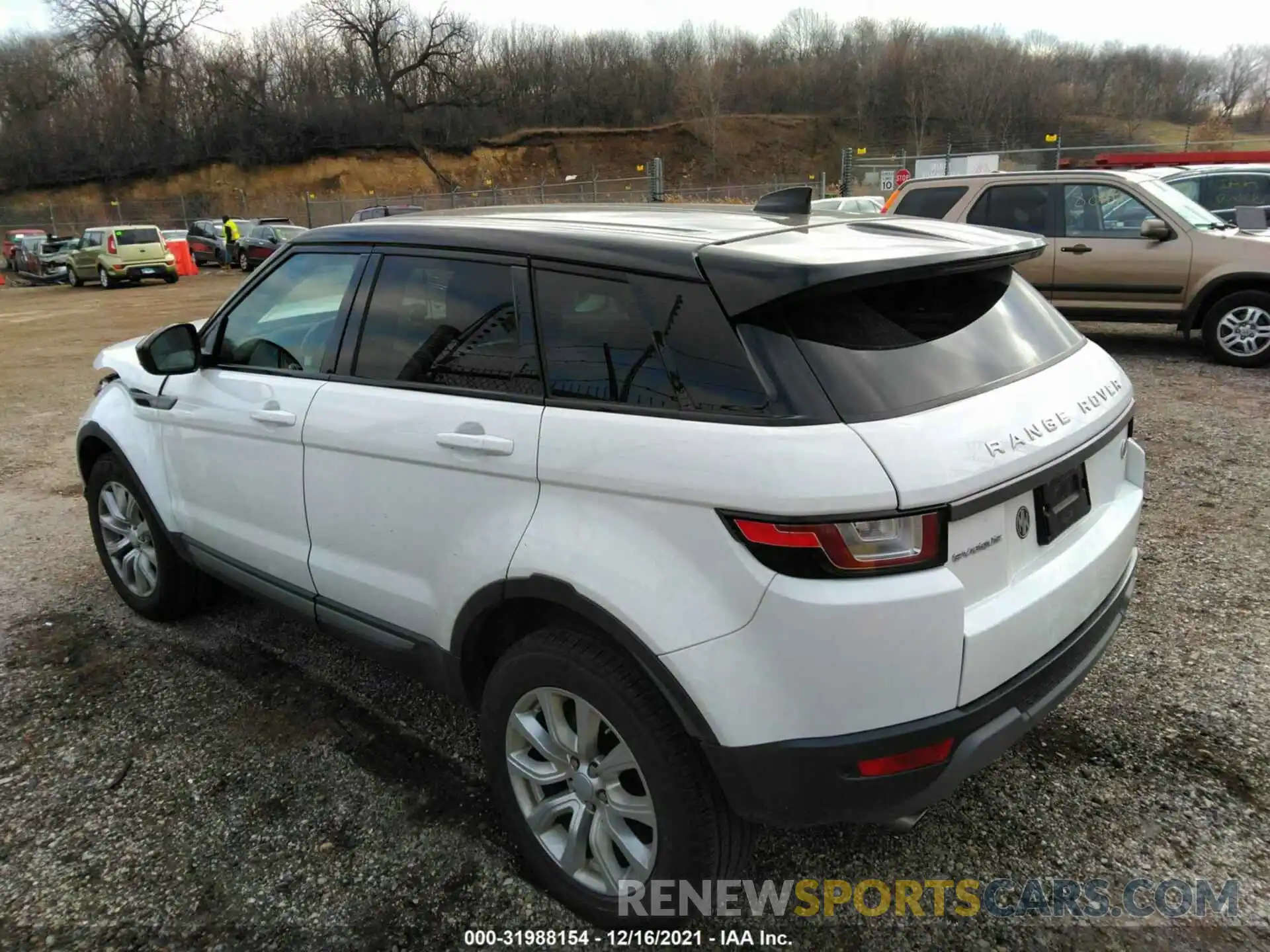 3 Photograph of a damaged car SALVP2RX8KH348803 LAND ROVER RANGE ROVER EVOQUE 2019