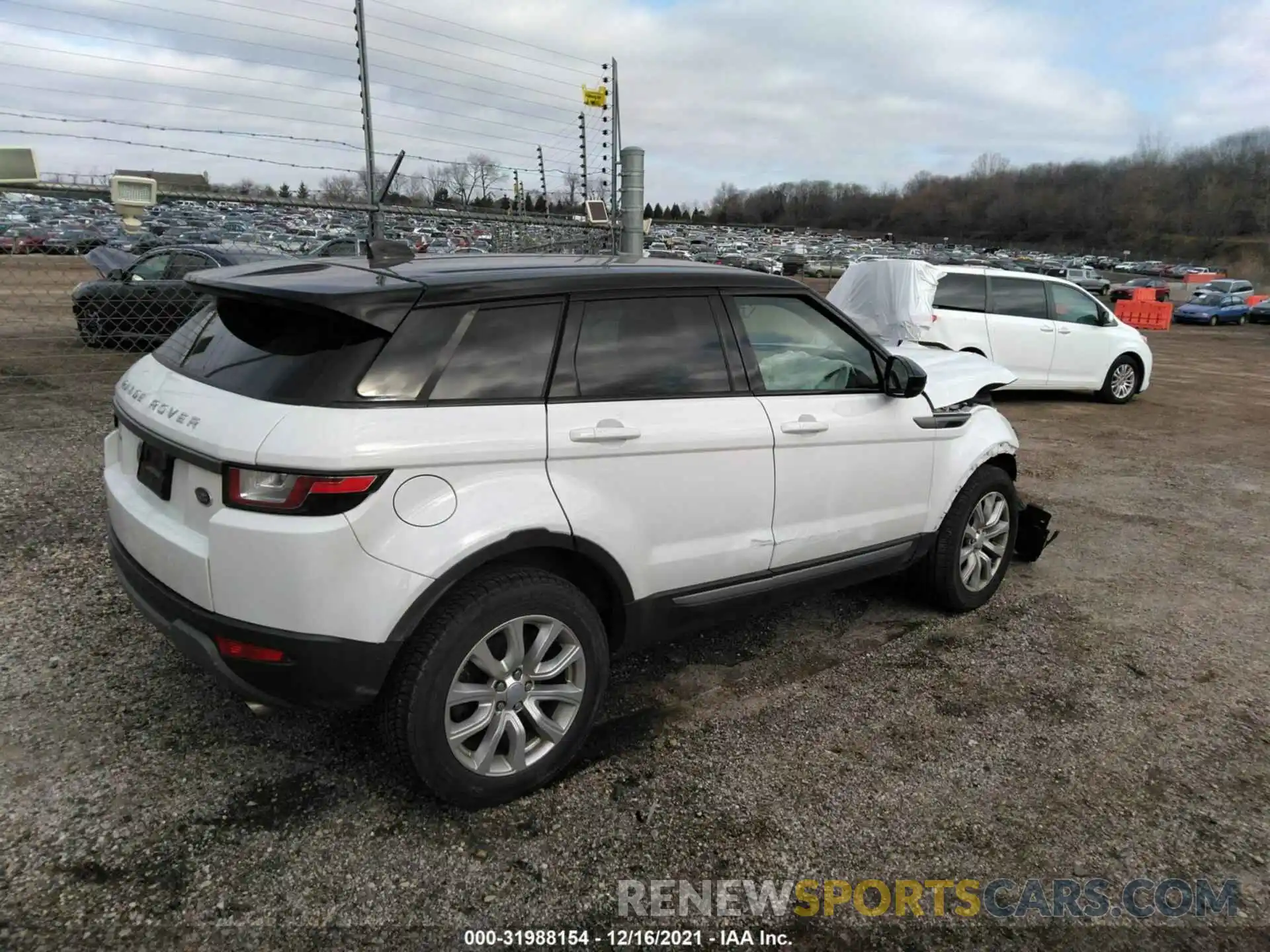 4 Фотография поврежденного автомобиля SALVP2RX8KH348803 LAND ROVER RANGE ROVER EVOQUE 2019