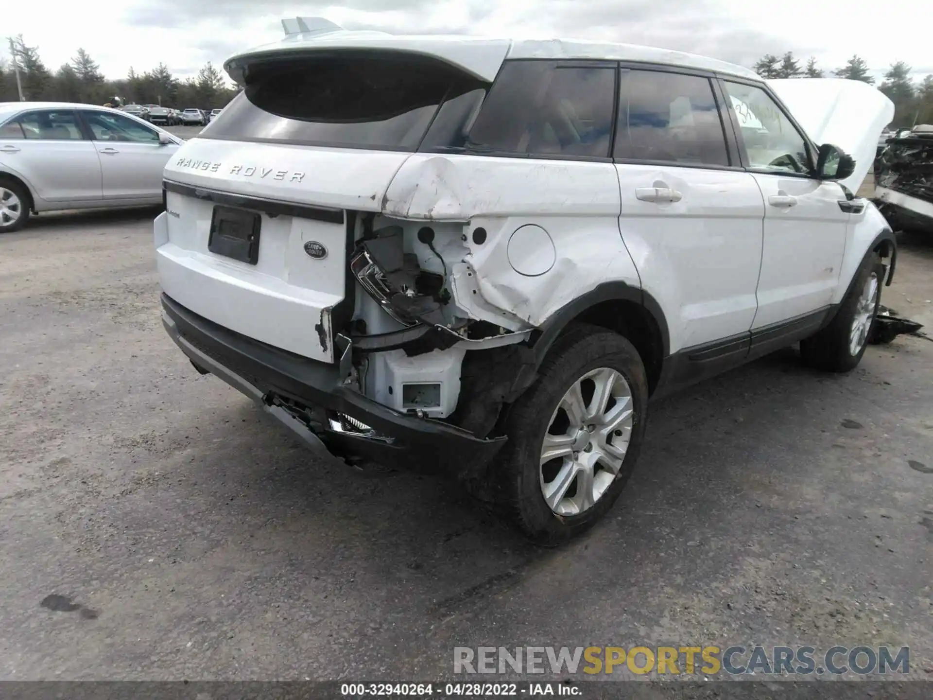 12 Photograph of a damaged car SALVP2RX9KH347076 LAND ROVER RANGE ROVER EVOQUE 2019