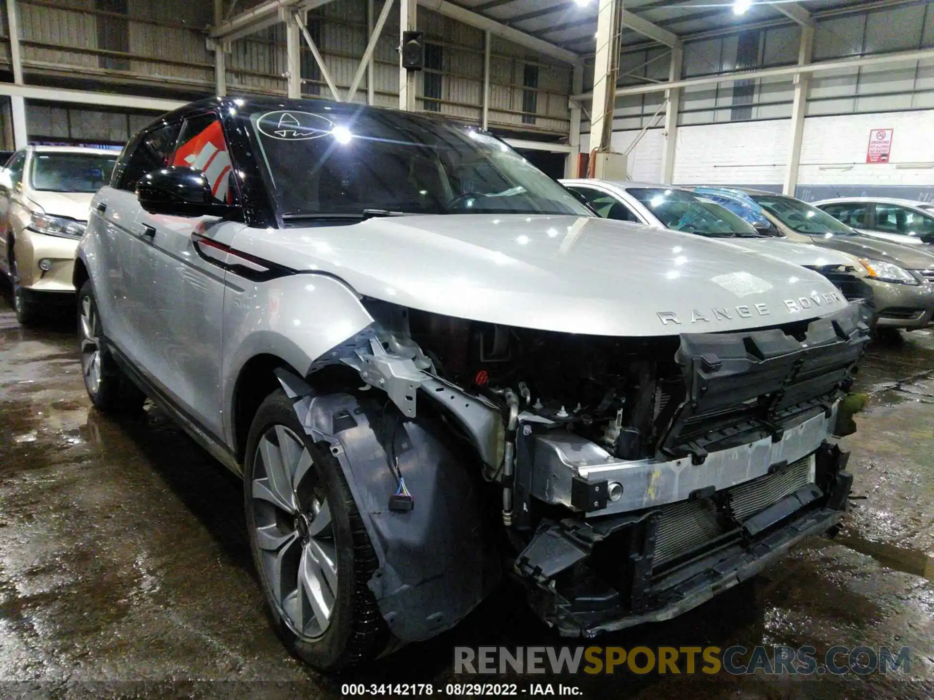 1 Photograph of a damaged car 00LZJ2FX4LH089011 LAND ROVER RANGE ROVER EVOQUE 2020