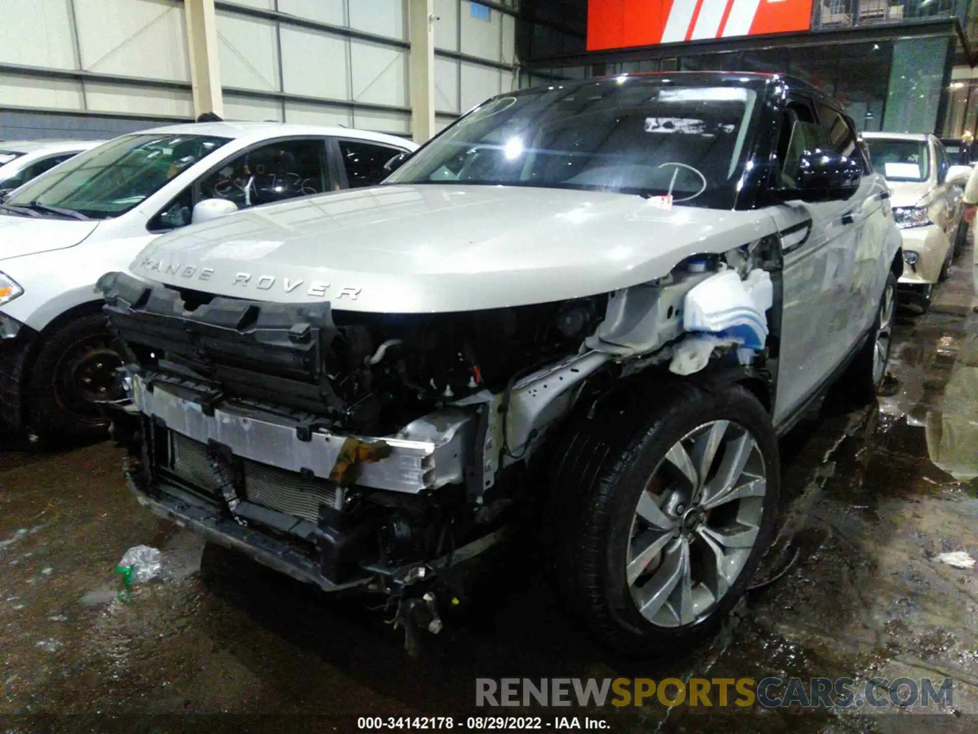 2 Photograph of a damaged car 00LZJ2FX4LH089011 LAND ROVER RANGE ROVER EVOQUE 2020