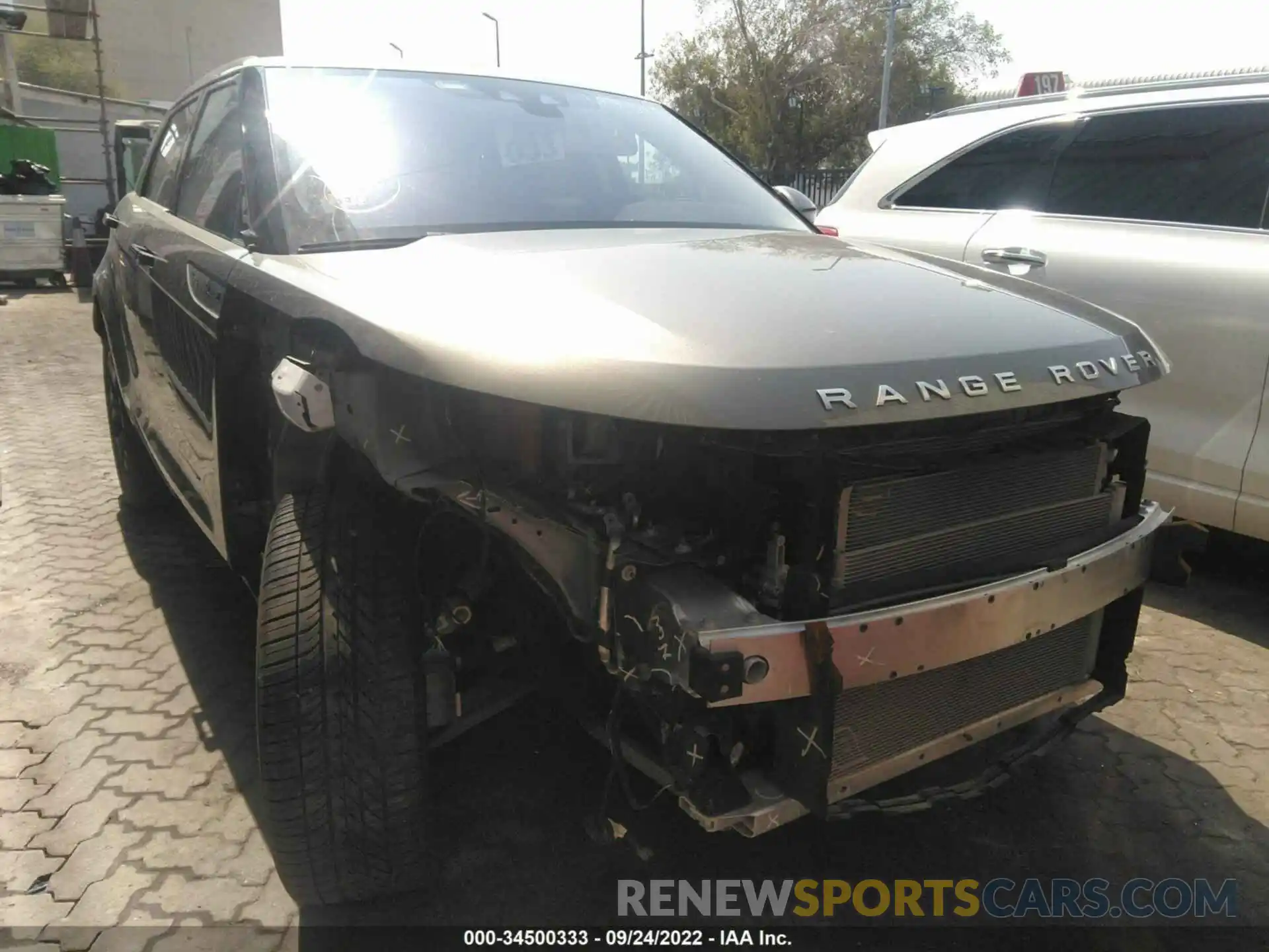 1 Фотография поврежденного автомобиля 00LZJ2FX7LH053782 LAND ROVER RANGE ROVER EVOQUE 2020