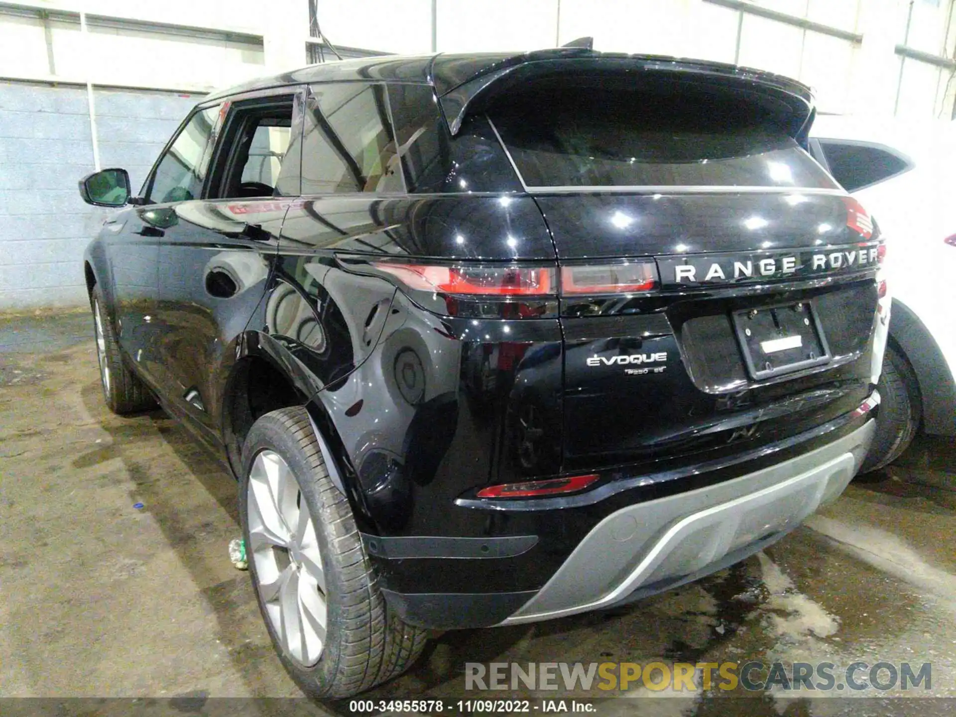 3 Photograph of a damaged car 00LZP2FX2LH077695 LAND ROVER RANGE ROVER EVOQUE 2020