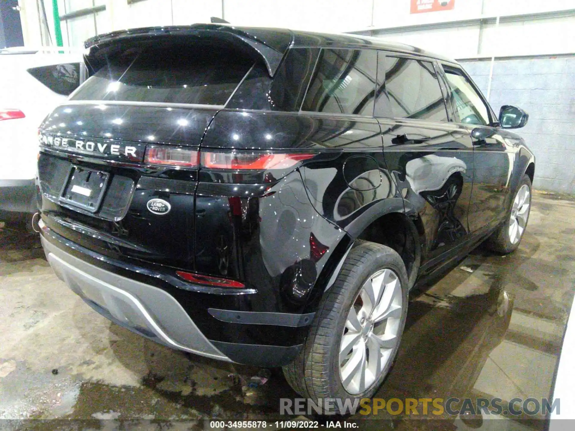 4 Photograph of a damaged car 00LZP2FX2LH077695 LAND ROVER RANGE ROVER EVOQUE 2020