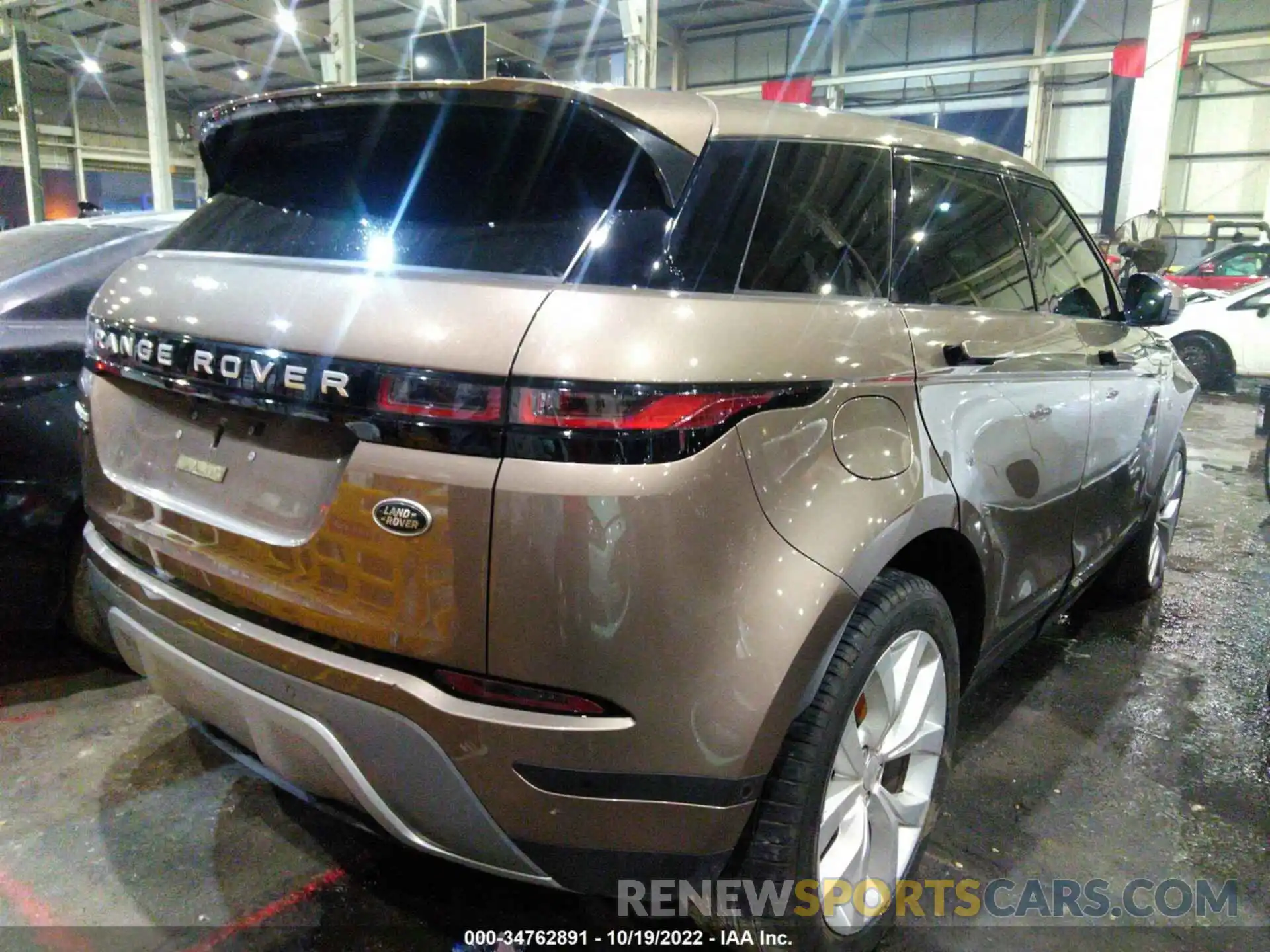 4 Photograph of a damaged car 00LZP2FX3LH046004 LAND ROVER RANGE ROVER EVOQUE 2020