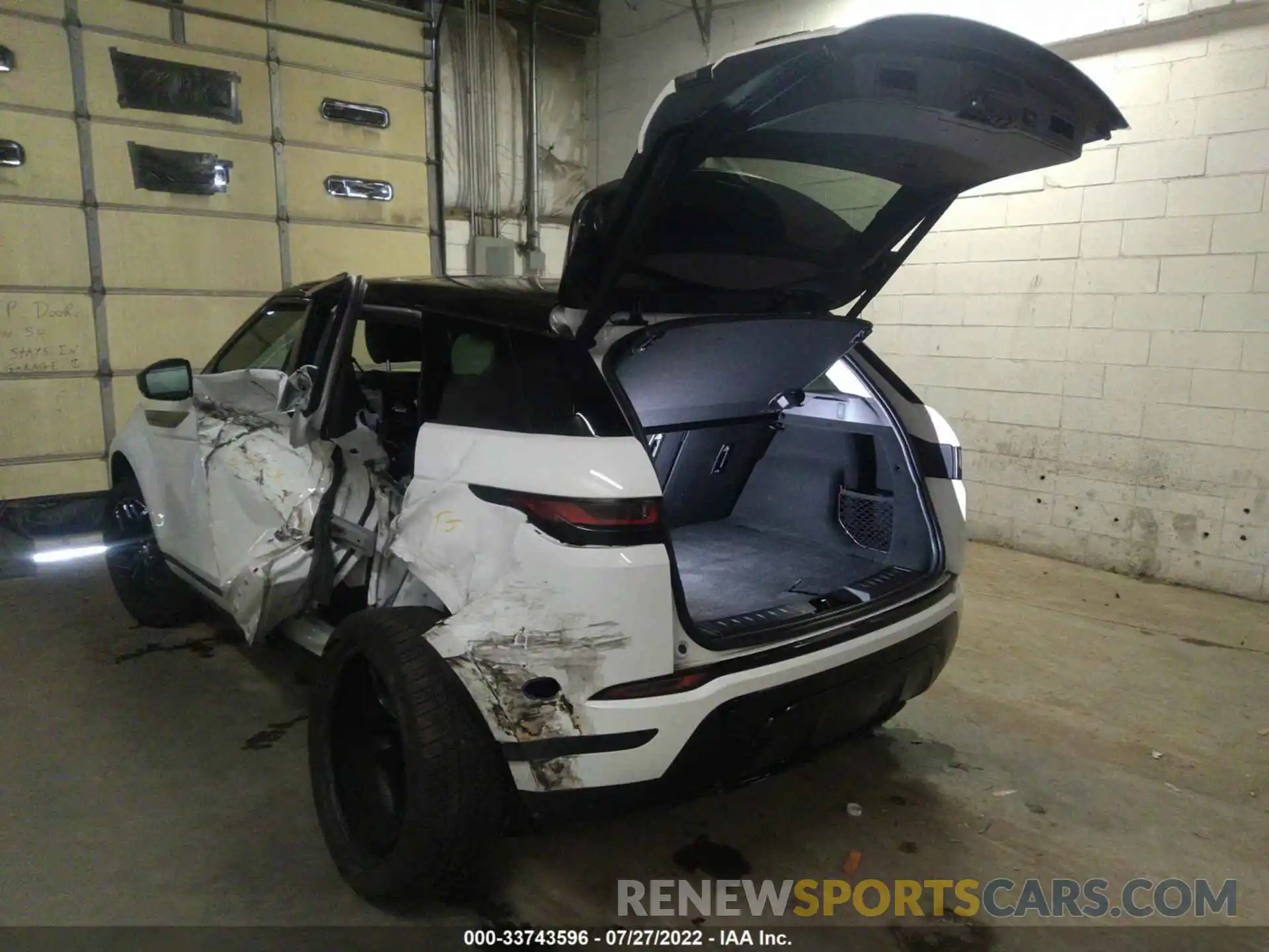 3 Photograph of a damaged car SALZJ2FX2LH102936 LAND ROVER RANGE ROVER EVOQUE 2020