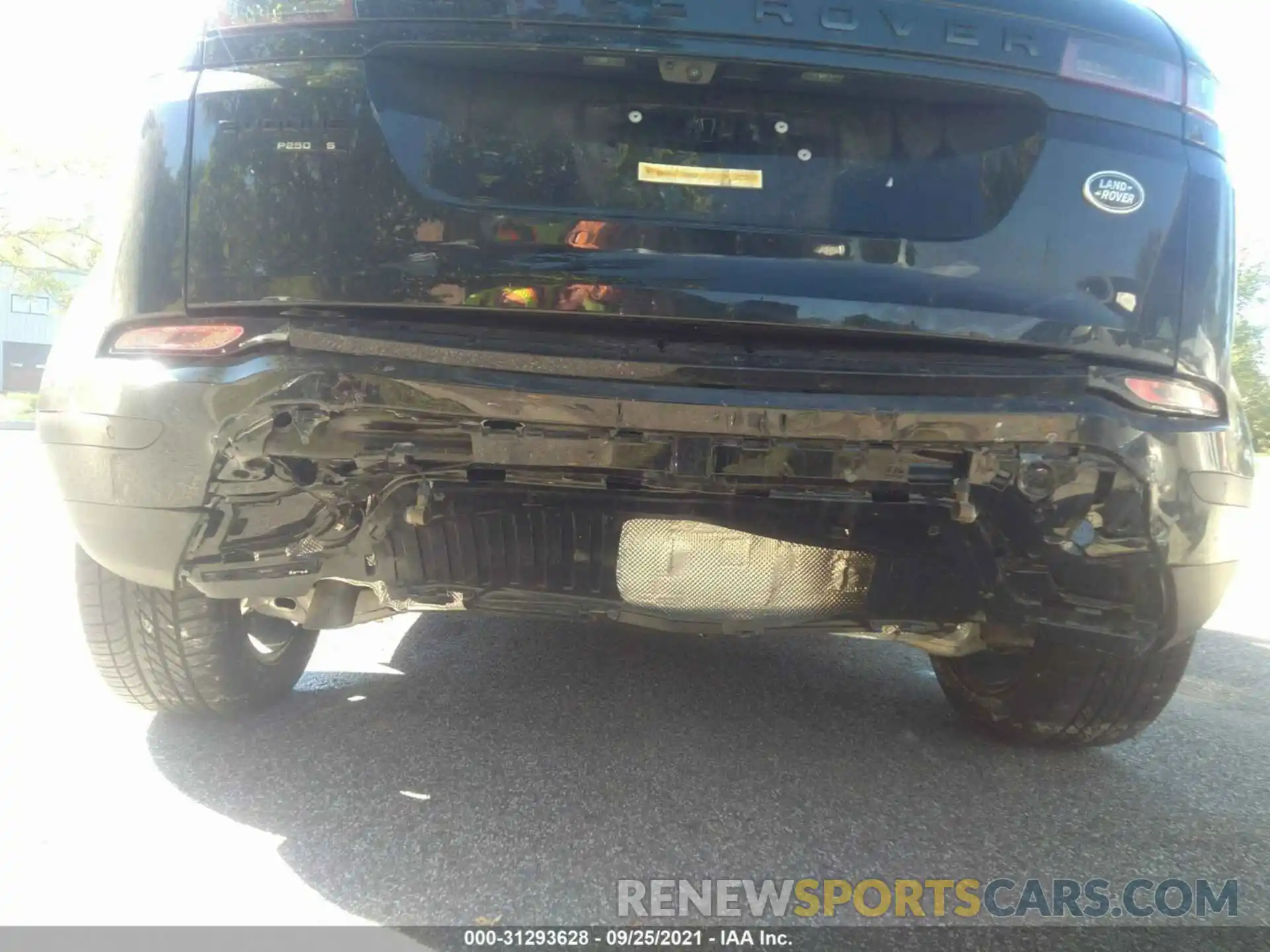 11 Photograph of a damaged car SALZJ2FX2LH104198 LAND ROVER RANGE ROVER EVOQUE 2020