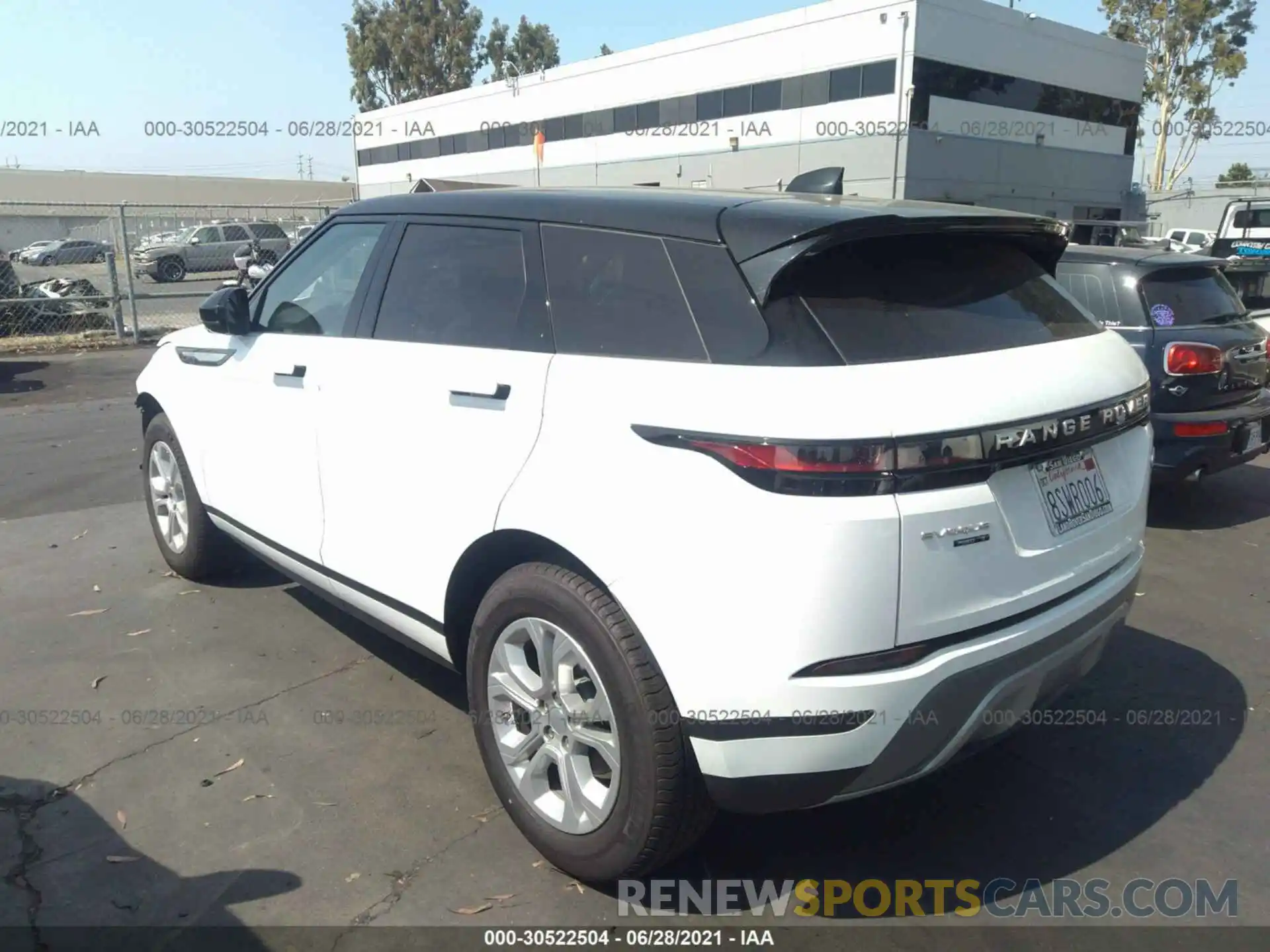 3 Фотография поврежденного автомобиля SALZJ2FX2LH104489 LAND ROVER RANGE ROVER EVOQUE 2020