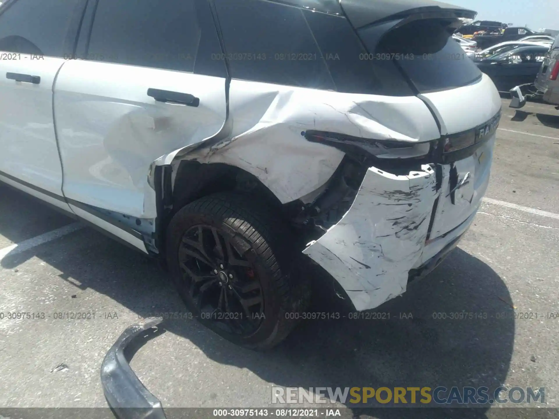 6 Photograph of a damaged car SALZJ2FX2LH107778 LAND ROVER RANGE ROVER EVOQUE 2020