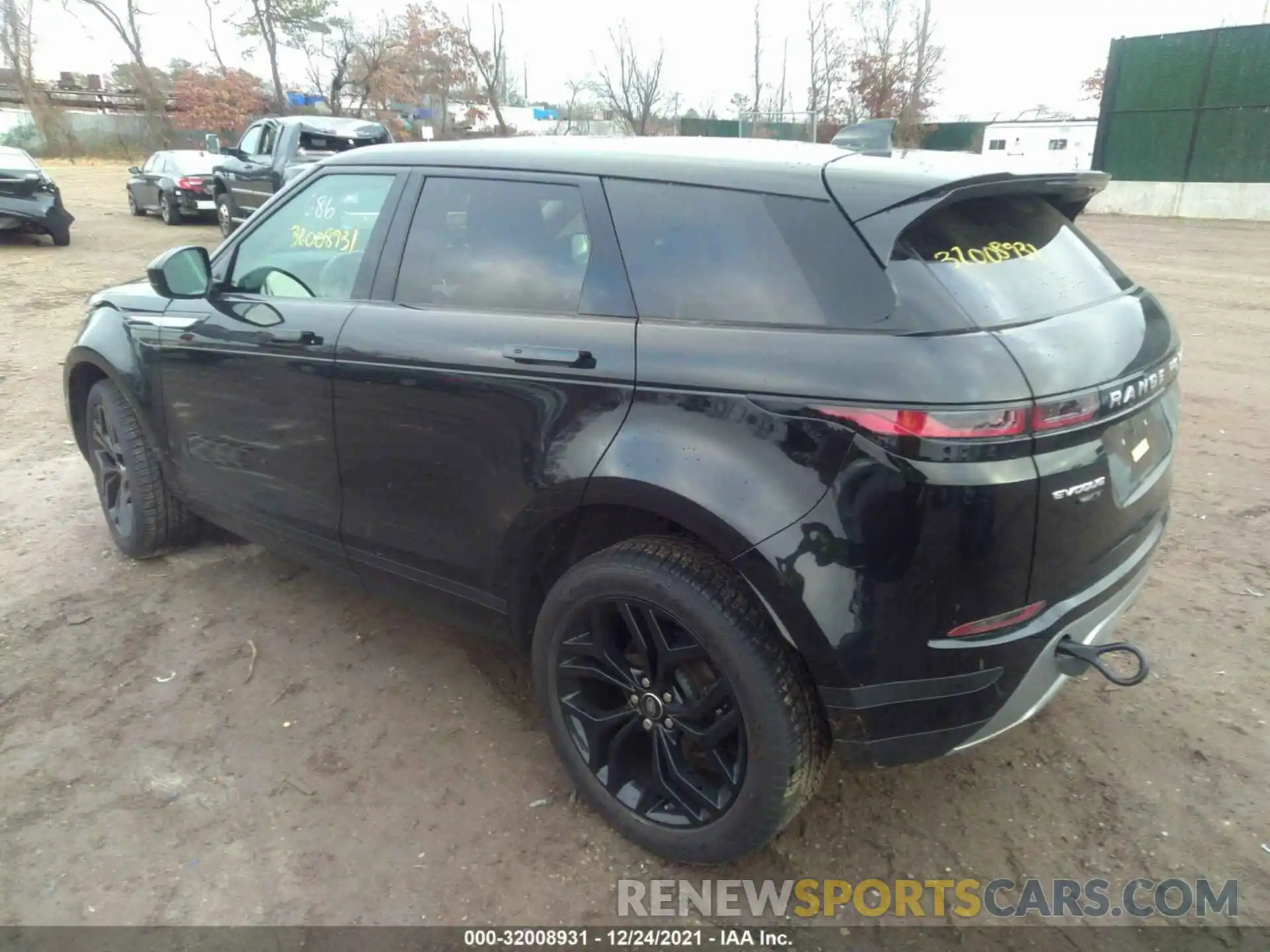 3 Фотография поврежденного автомобиля SALZJ2FX2LH115816 LAND ROVER RANGE ROVER EVOQUE 2020