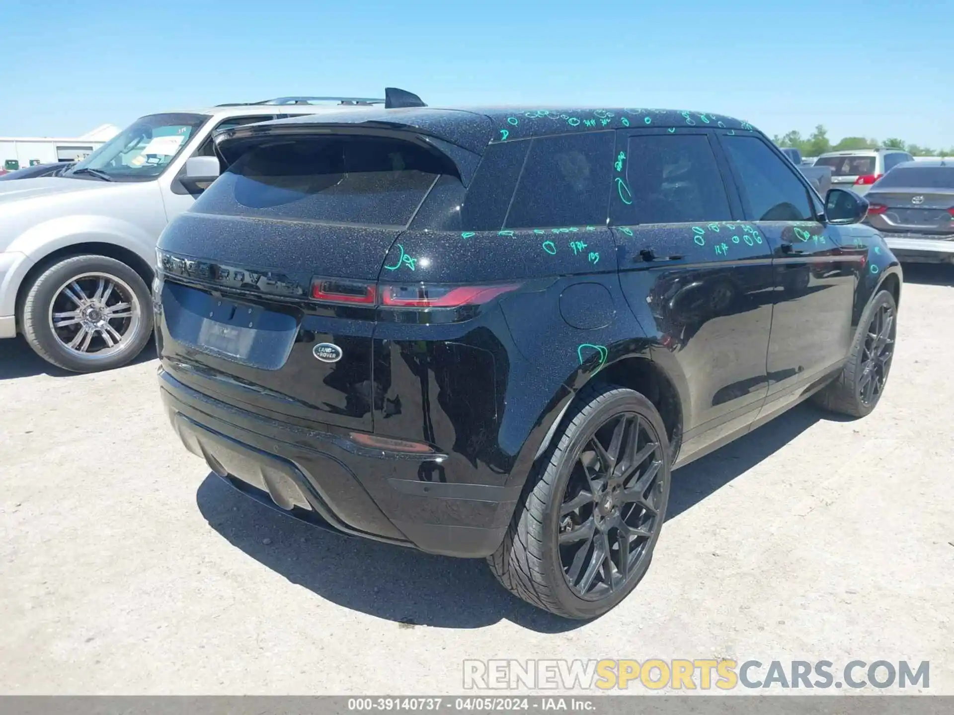 4 Photograph of a damaged car SALZJ2FX5LH107791 LAND ROVER RANGE ROVER EVOQUE 2020