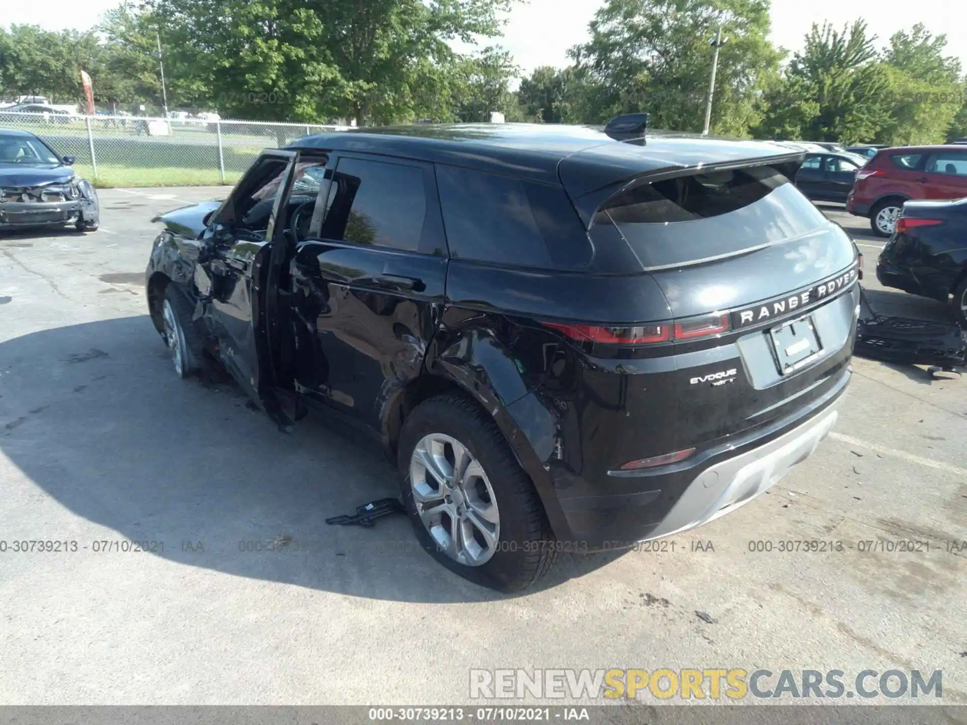 3 Photograph of a damaged car SALZJ2FX7LH038506 LAND ROVER RANGE ROVER EVOQUE 2020