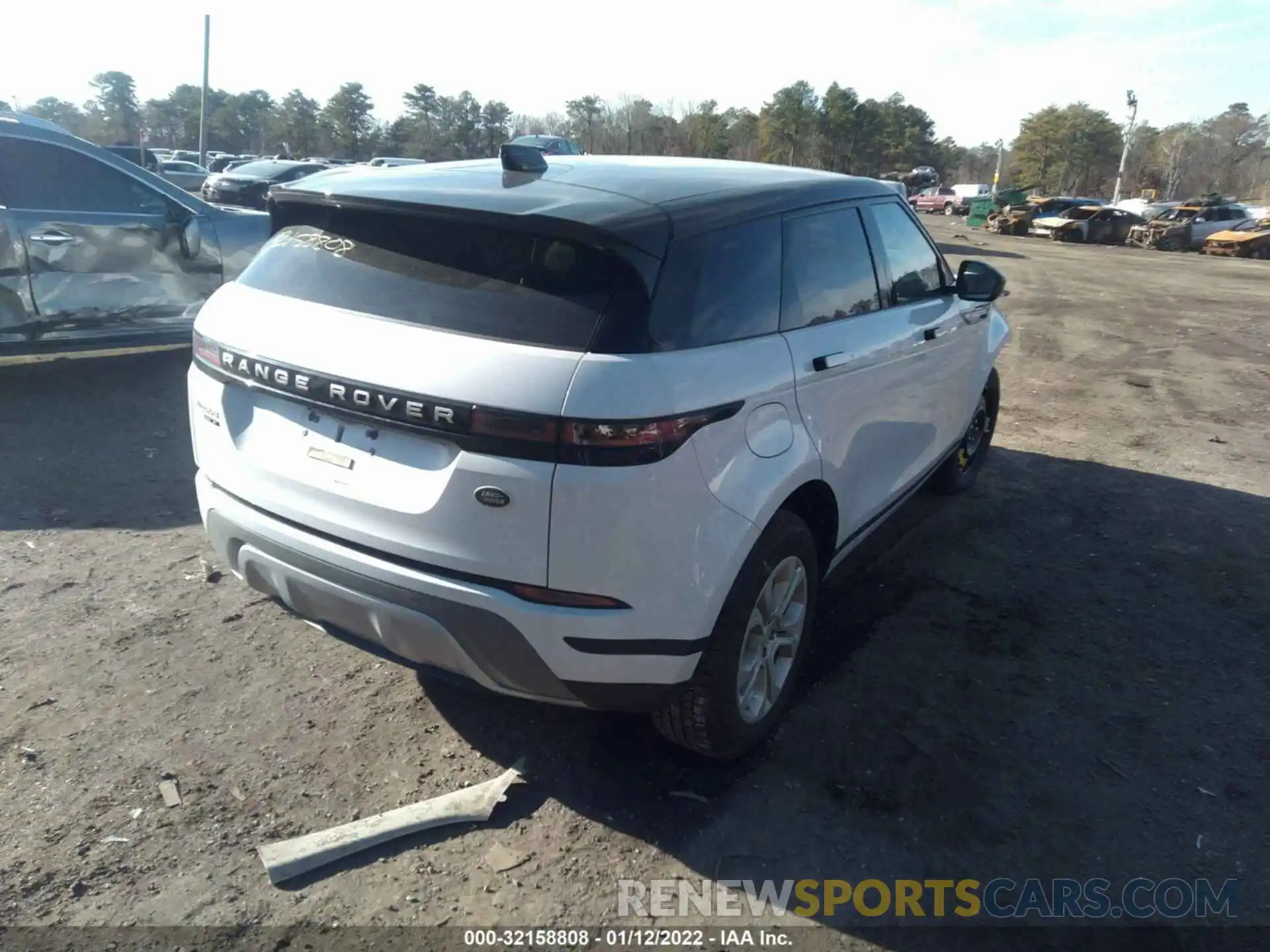 4 Photograph of a damaged car SALZJ2FX8LH033203 LAND ROVER RANGE ROVER EVOQUE 2020