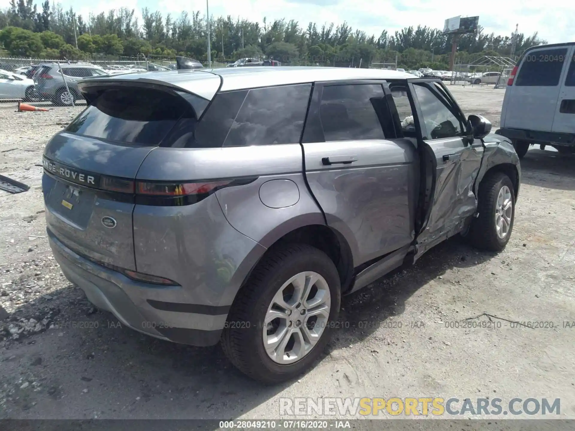 4 Фотография поврежденного автомобиля SALZJ2FX9LH068171 LAND ROVER RANGE ROVER EVOQUE 2020