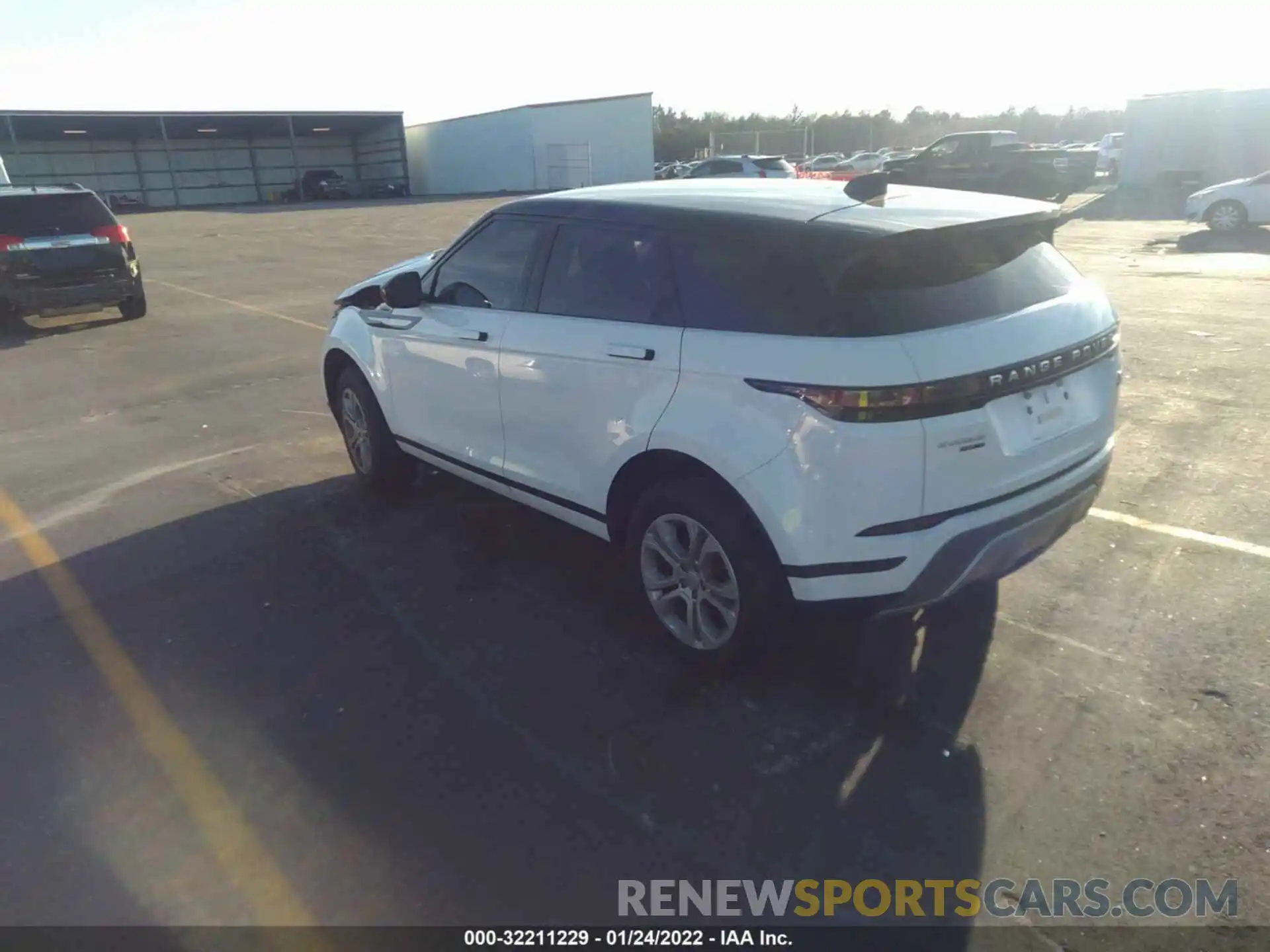 3 Photograph of a damaged car SALZJ2FXXLH005712 LAND ROVER RANGE ROVER EVOQUE 2020